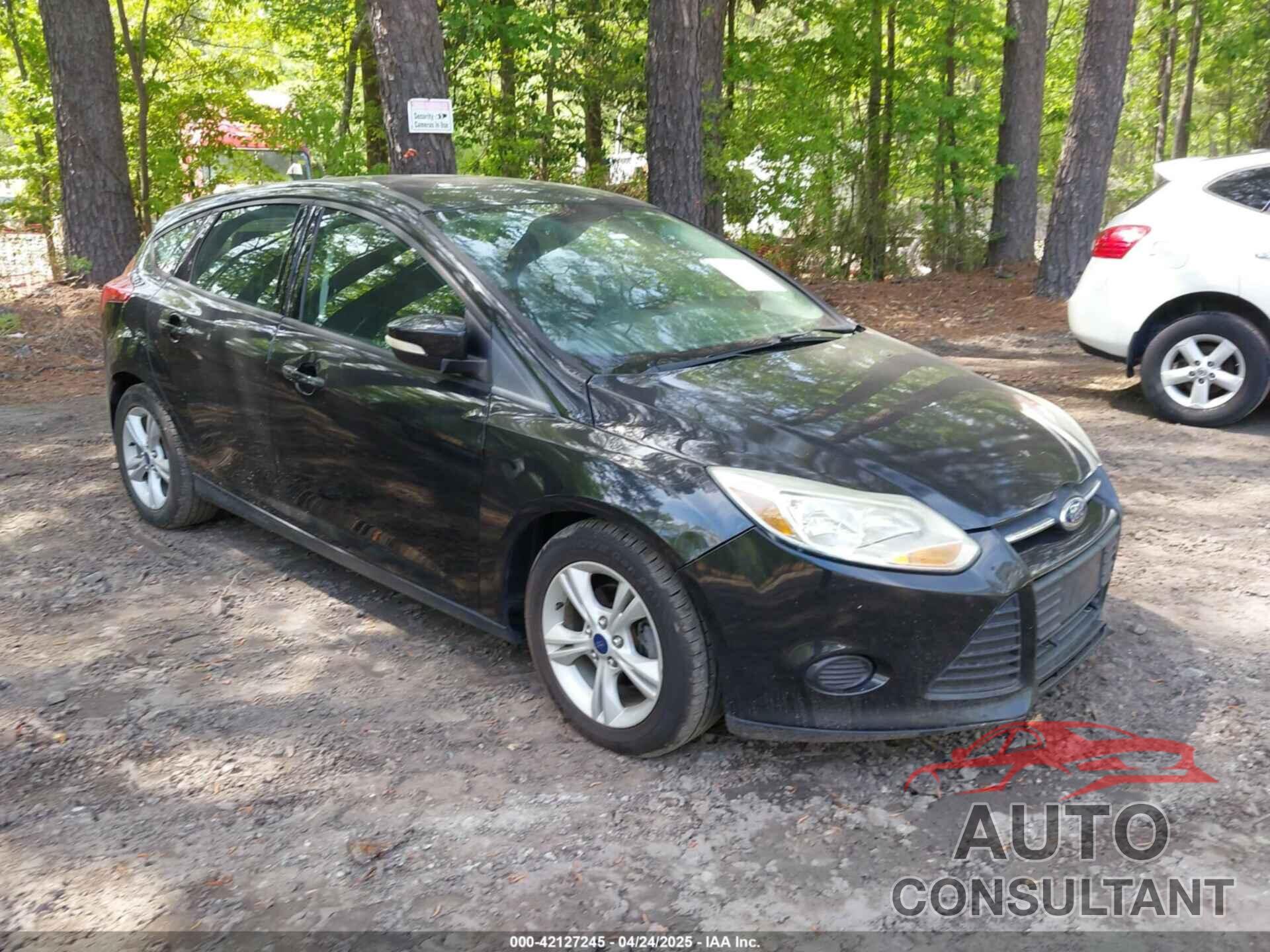 FORD FOCUS 2014 - 1FADP3K25EL425738