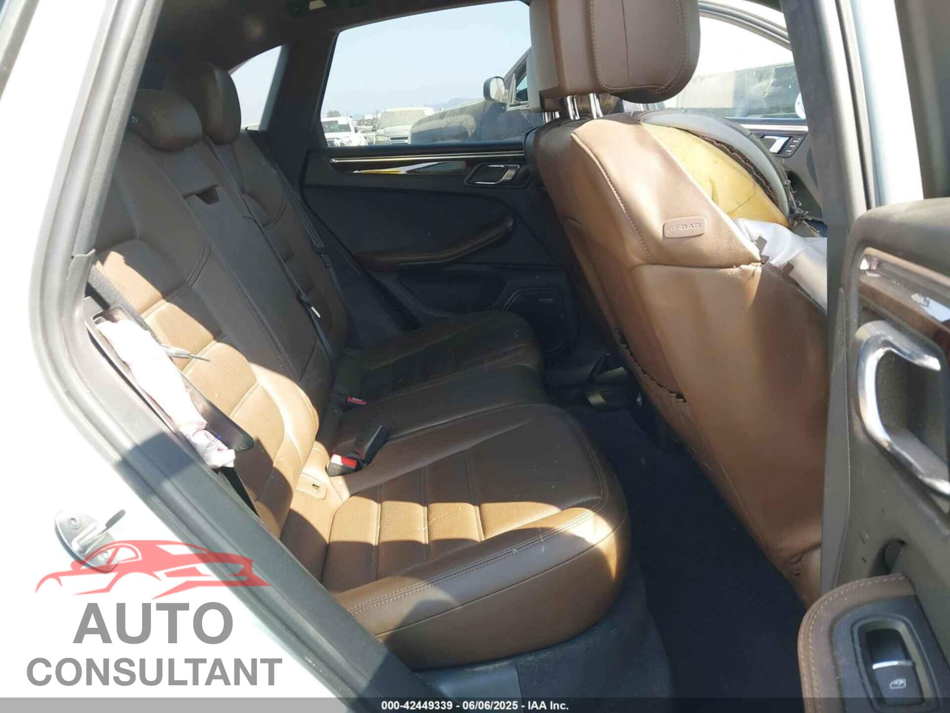 PORSCHE MACAN 2015 - WP1AF2A50FLB98528