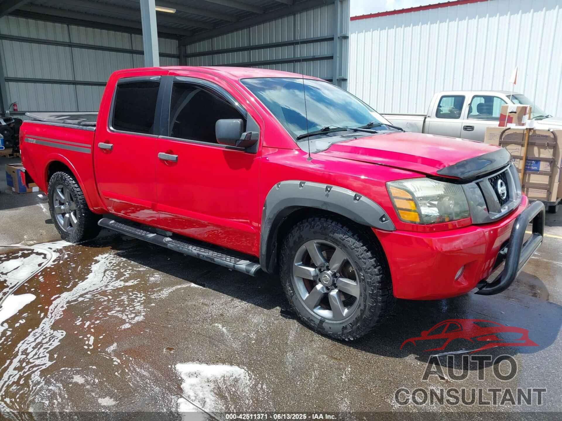 NISSAN TITAN 2012 - 1N6BA0EK1CN301719