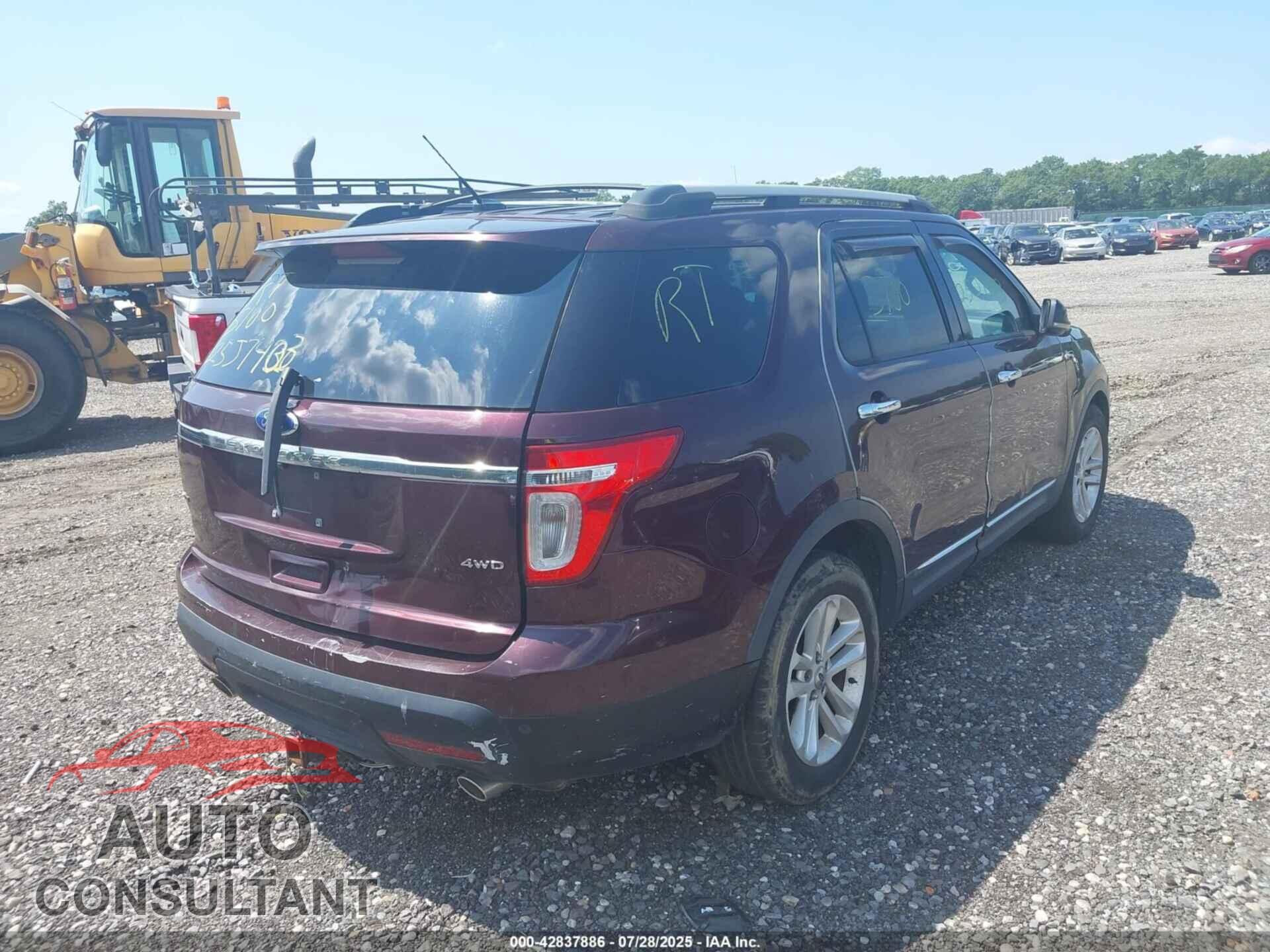 FORD EXPLORER 2011 - 1FMHK8D80BGA40676