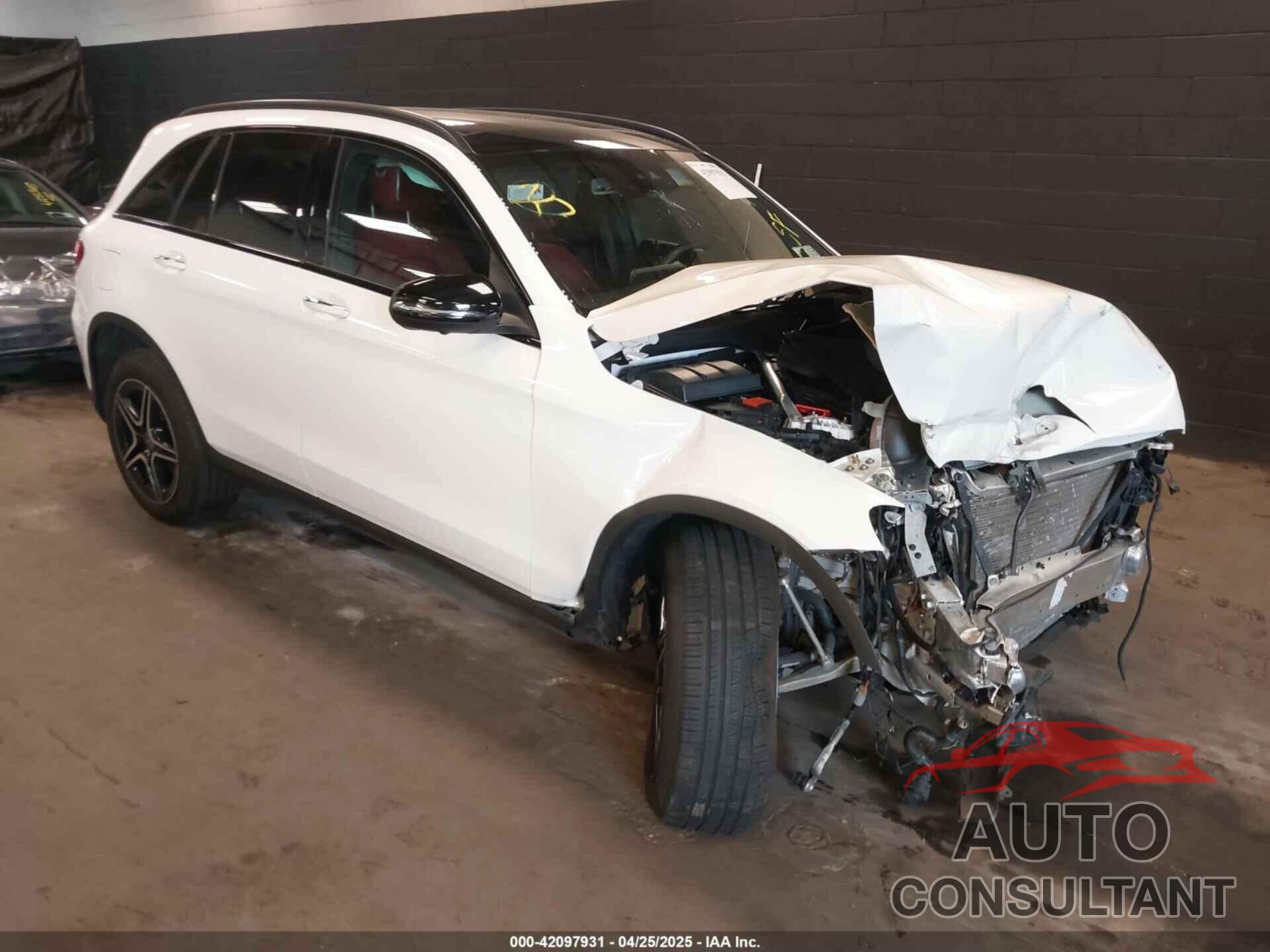 MERCEDES-BENZ GLC 300 2022 - W1N0G8EB2NV351757