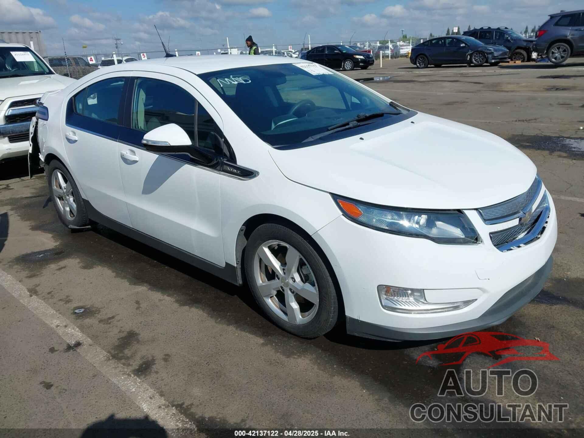 CHEVROLET VOLT 2013 - 1G1RA6E48DU146799