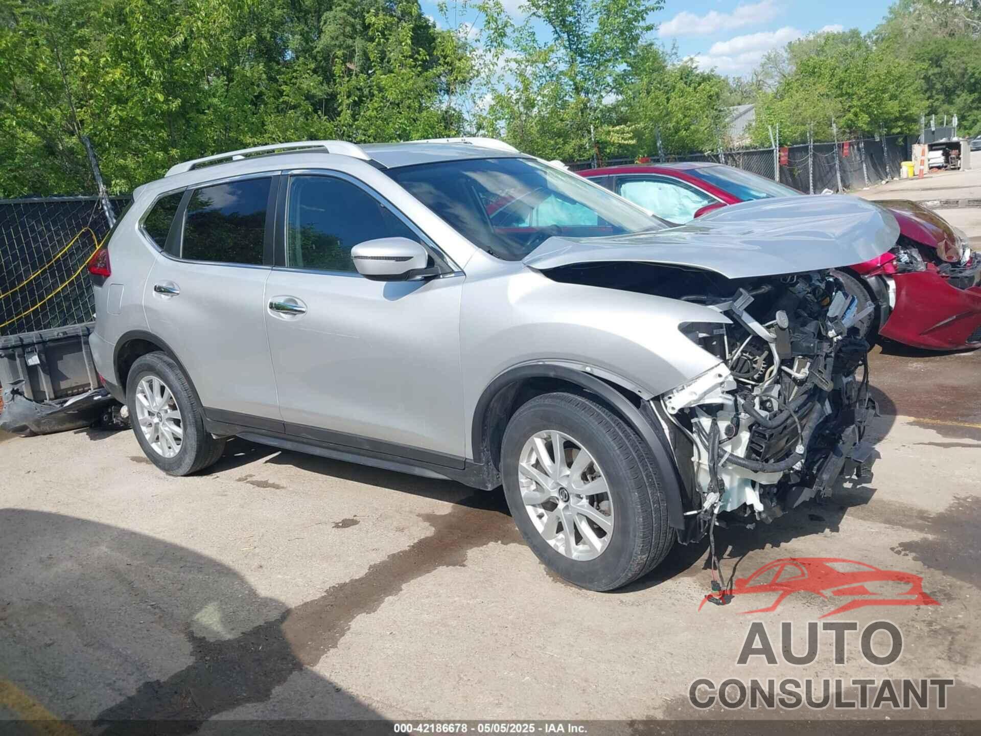 NISSAN ROGUE 2018 - KNMAT2MV0JP609496