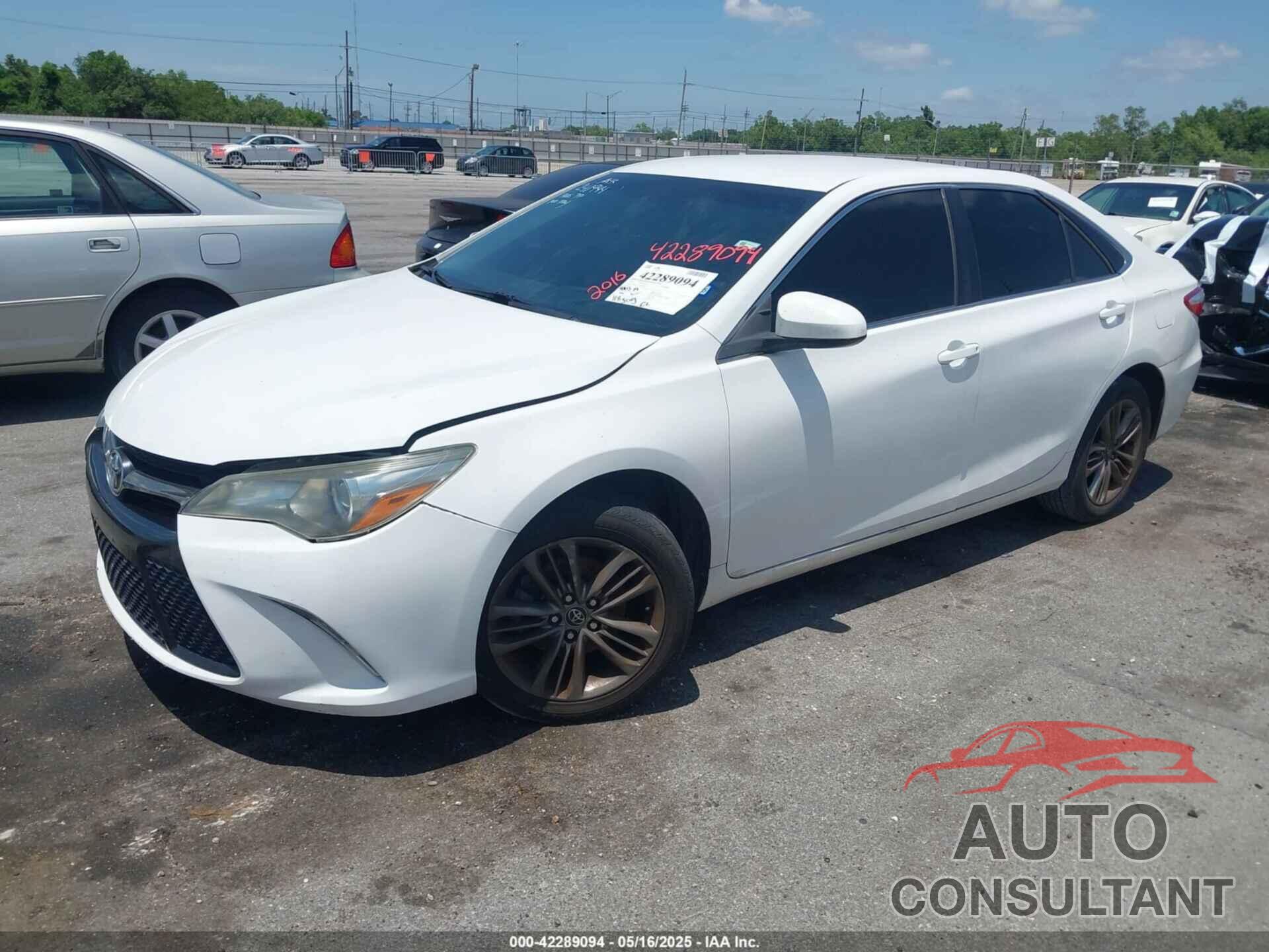 TOYOTA CAMRY 2016 - 4T1BF1FK3GU241944