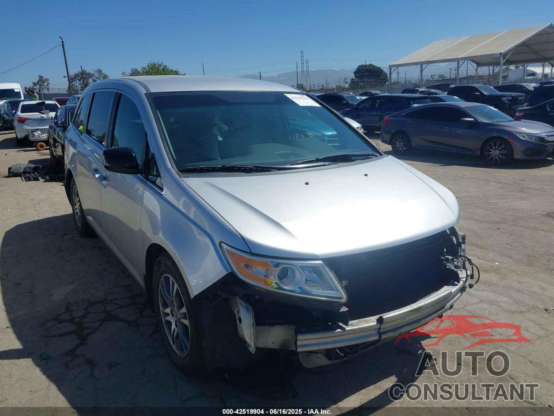 HONDA ODYSSEY 2011 - 5FNRL5H48BB011528