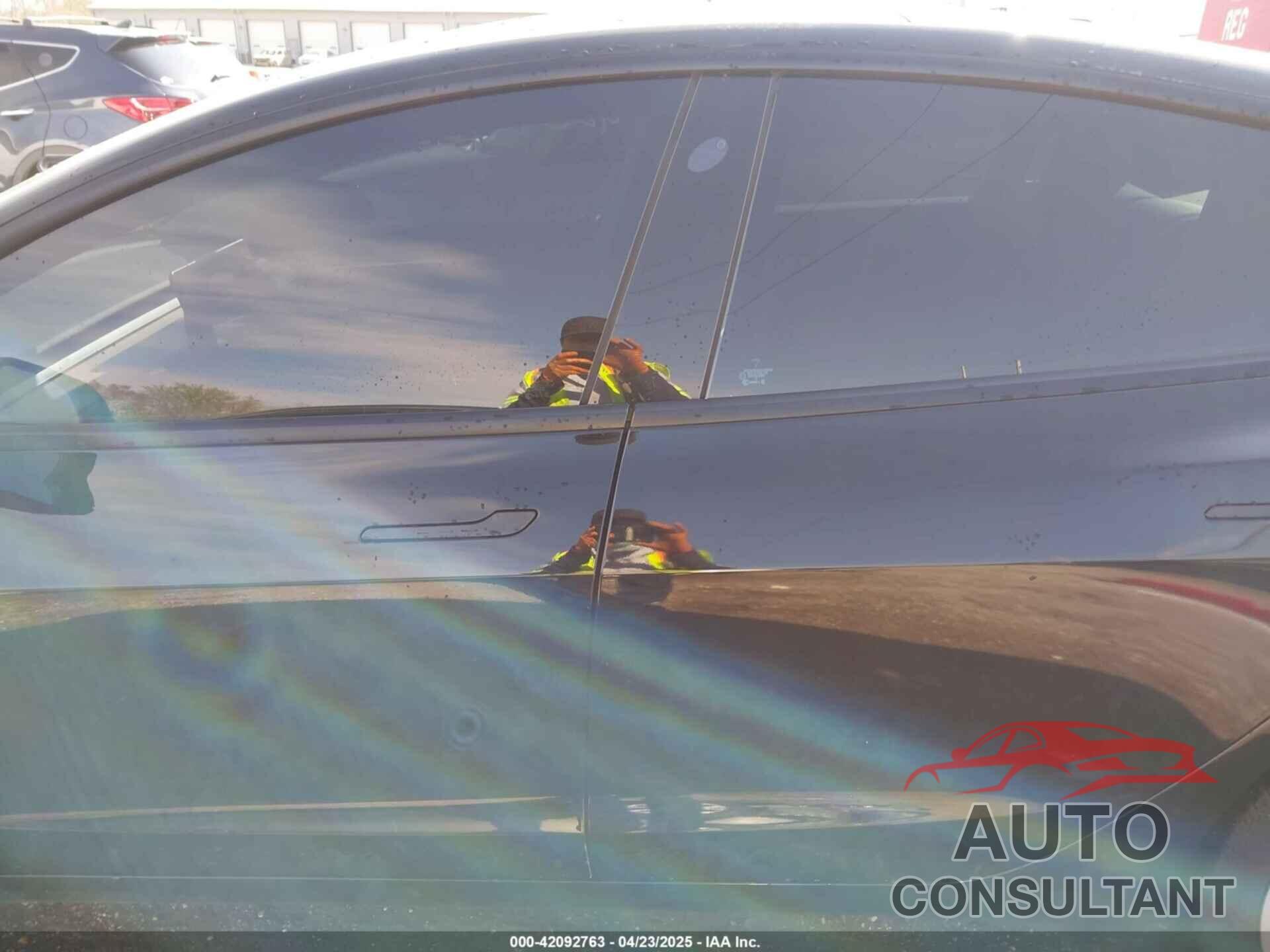 TESLA MODEL 3 2022 - 5YJ3E1EA9NF286123