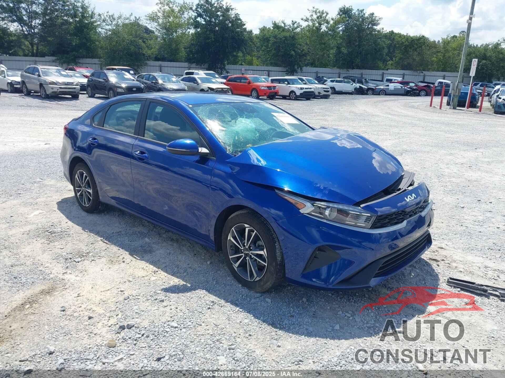 KIA FORTE 2024 - 3KPF24AD8RE716002
