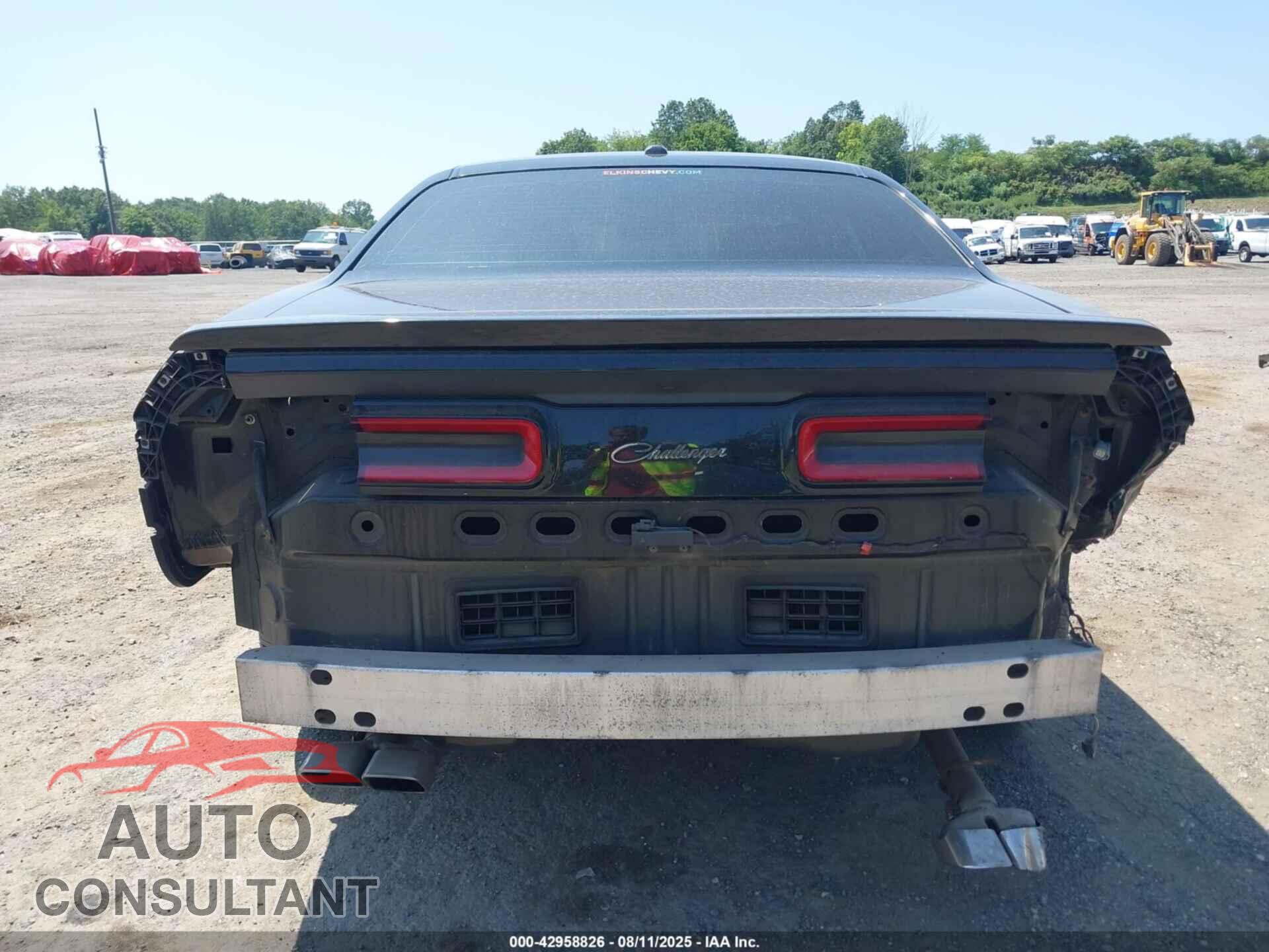 DODGE CHALLENGER 2015 - 2C3CDZAT9FH737320