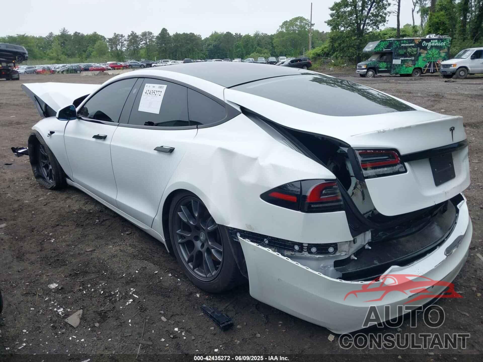 TESLA MODEL S 2022 - 5YJSA1E62NF487719