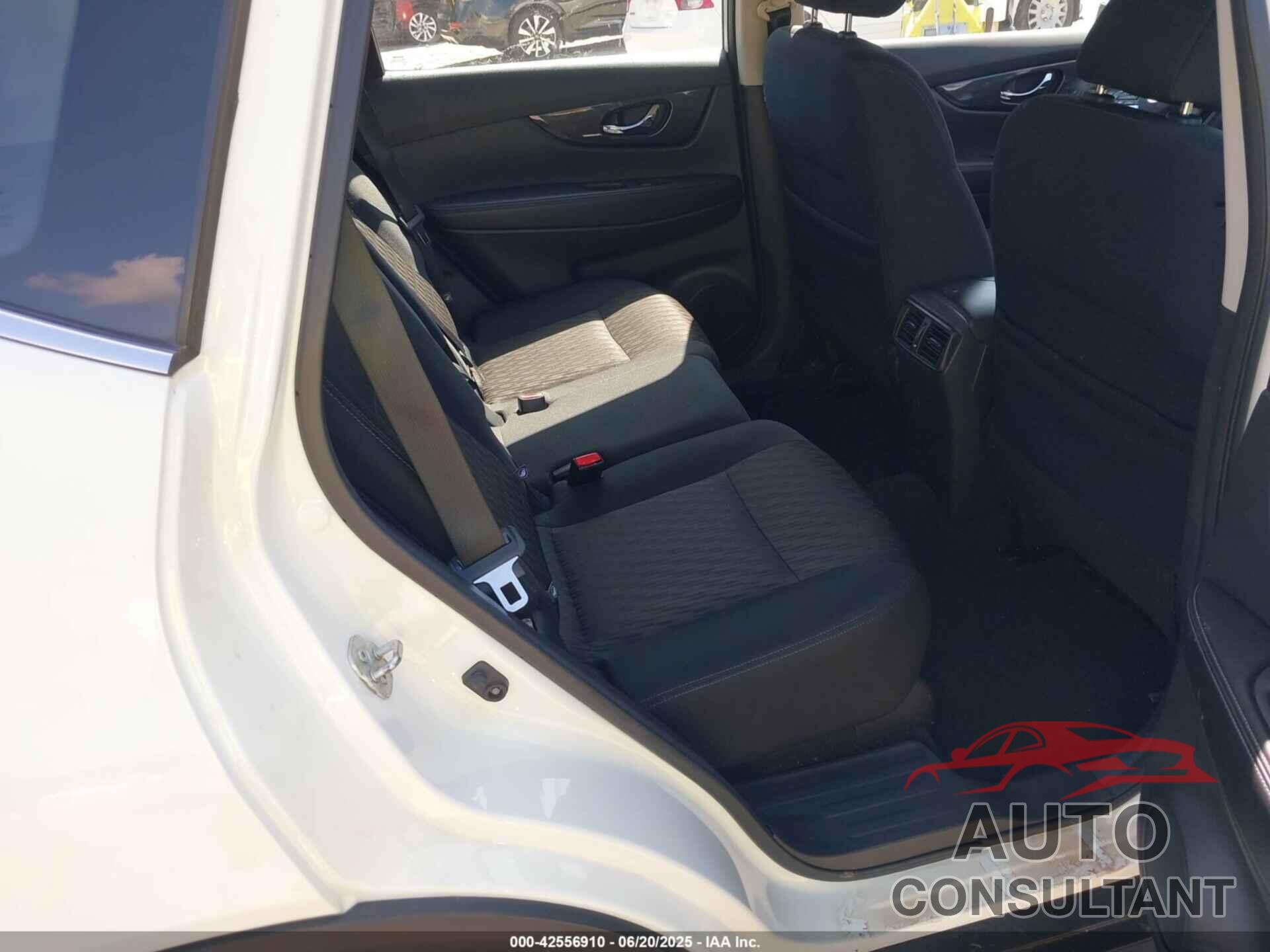 NISSAN ROGUE 2018 - 5N1AT2MVXJC791422
