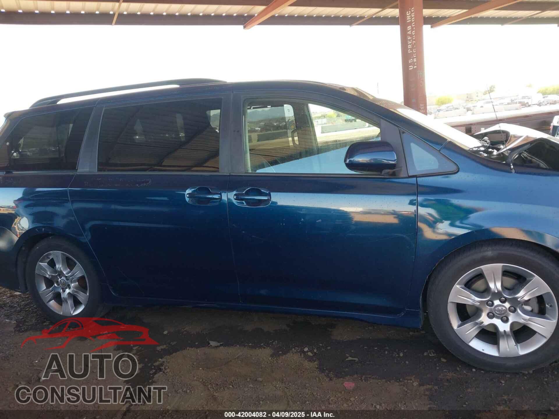 TOYOTA SIENNA 2012 - 5TDXK3DC0CS264643