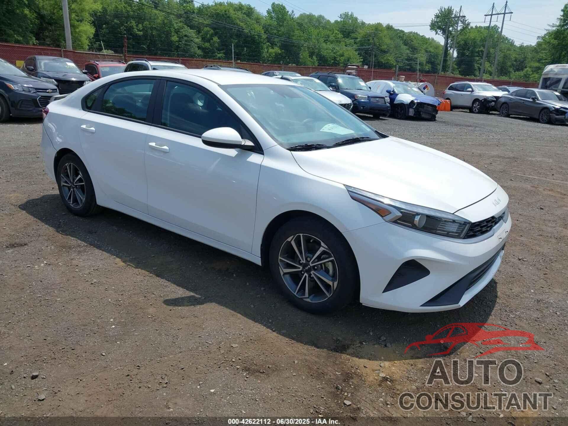 KIA FORTE 2023 - 3KPF24AD8PE518386