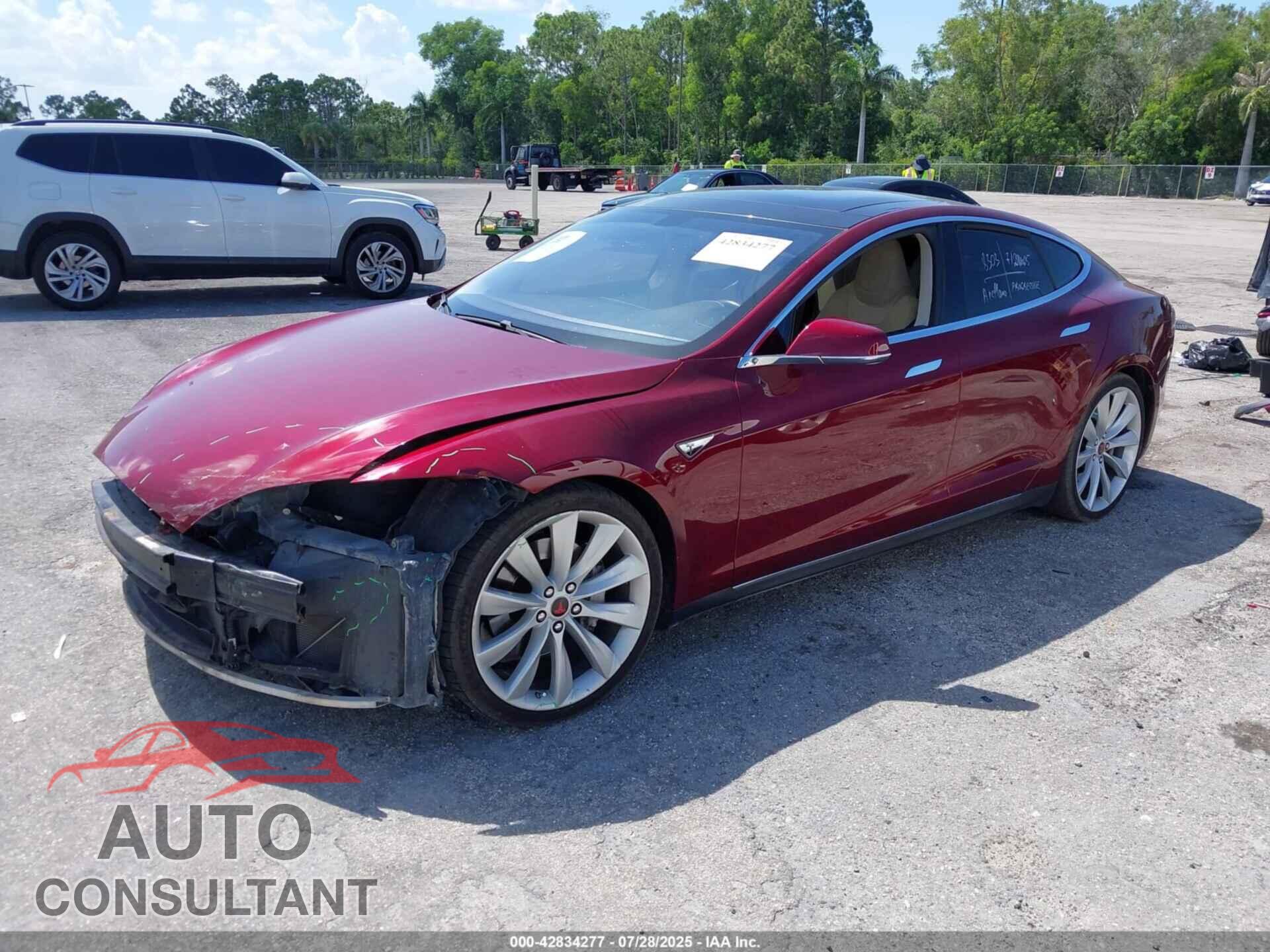 TESLA MODEL S 2012 - 5YJSA1DN8CFS00650