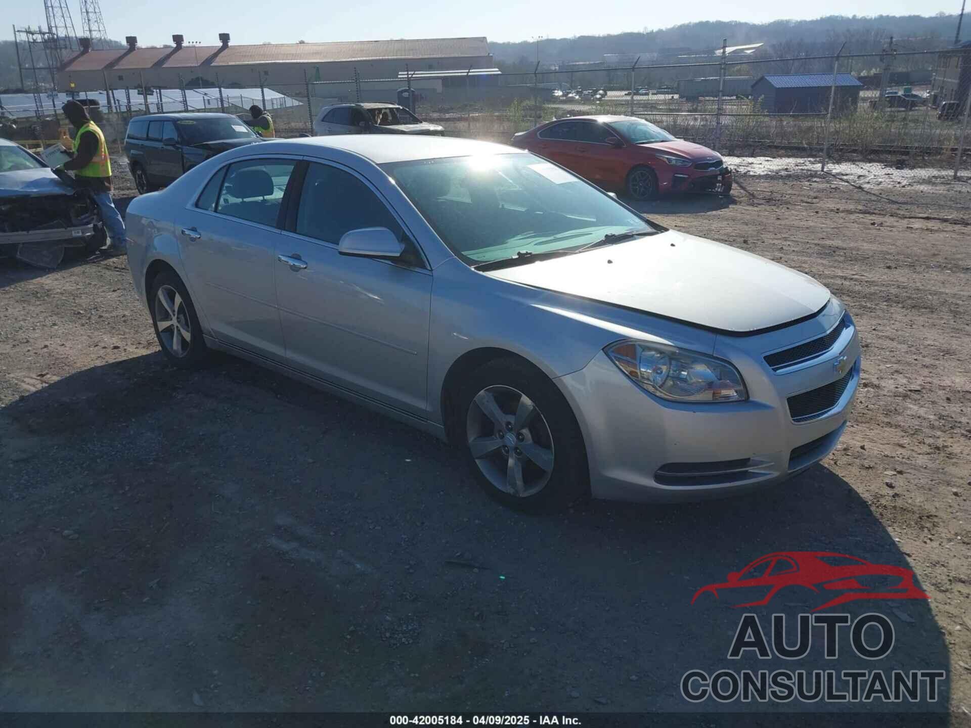 CHEVROLET MALIBU 2012 - 1G1ZC5E02CF210890