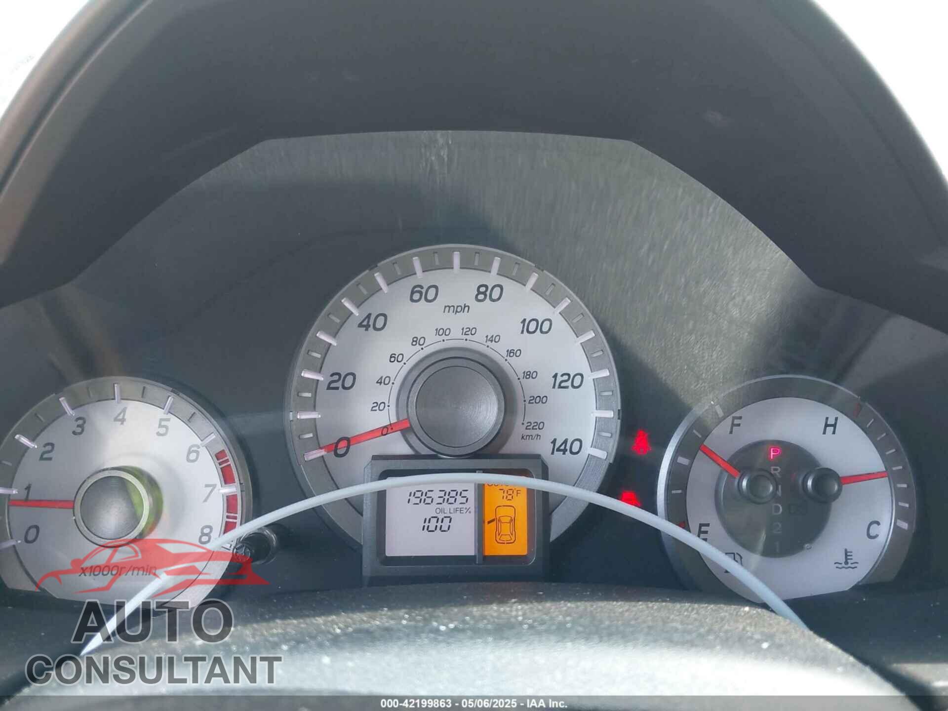 HONDA PILOT 2013 - 5FNYF4H5XDB051831
