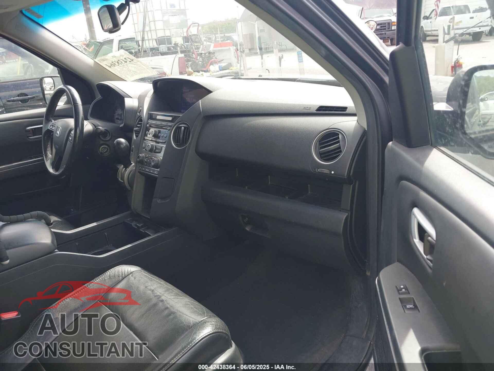 HONDA PILOT 2012 - 5FNYF4H5XCB014342