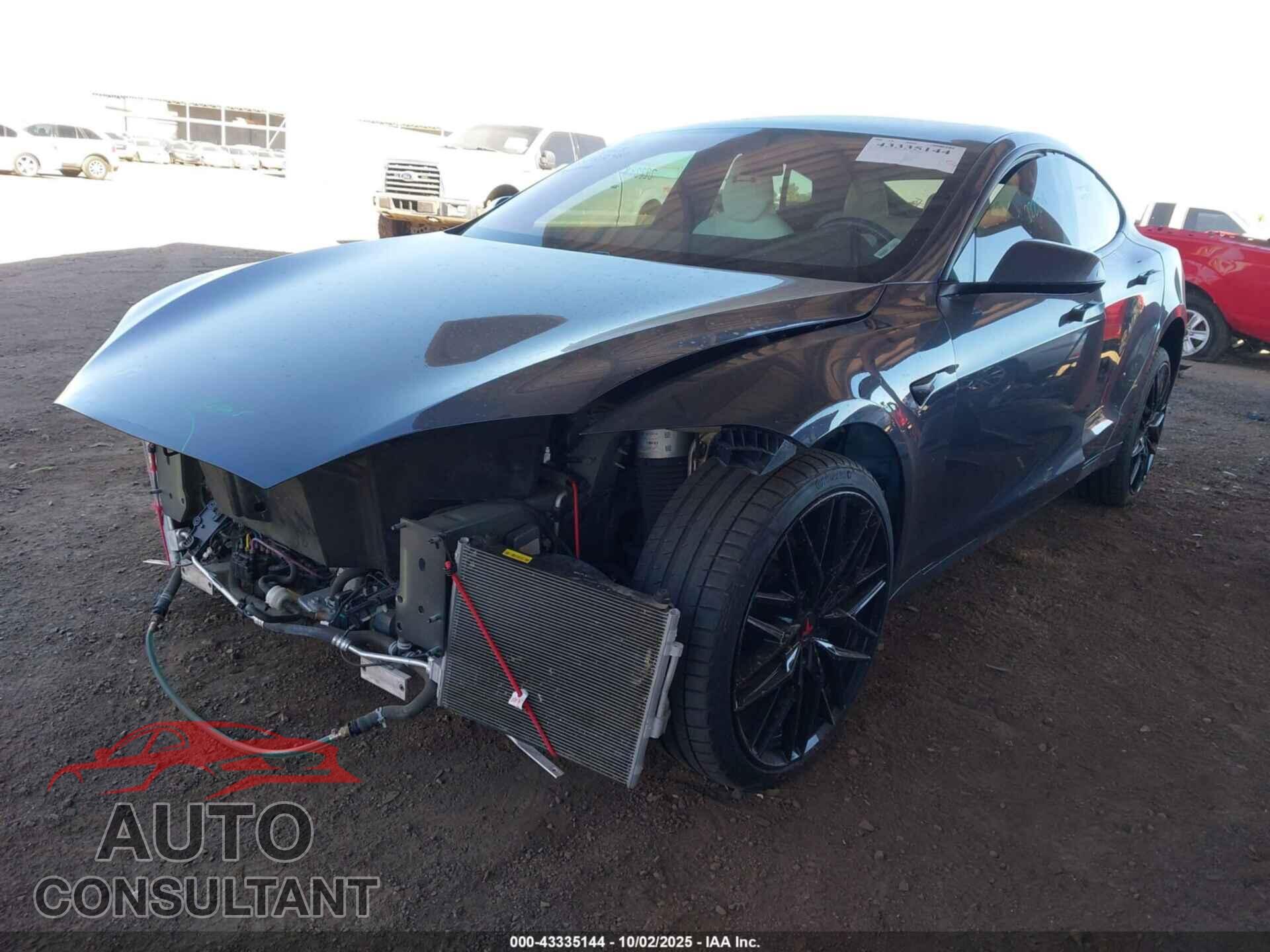 TESLA MODEL S 2017 - 5YJSA1E20HF222248