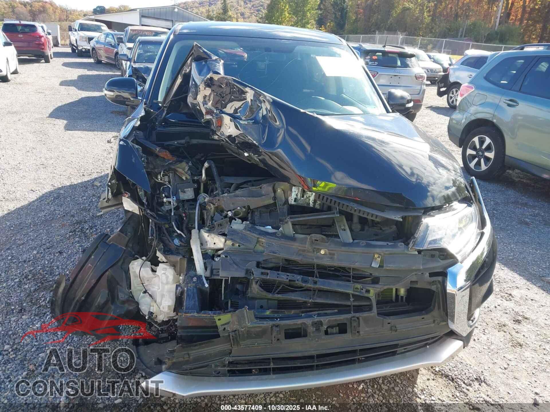 MITSUBISHI OUTLANDER 2018 - JA4AZ3A39JJ003473
