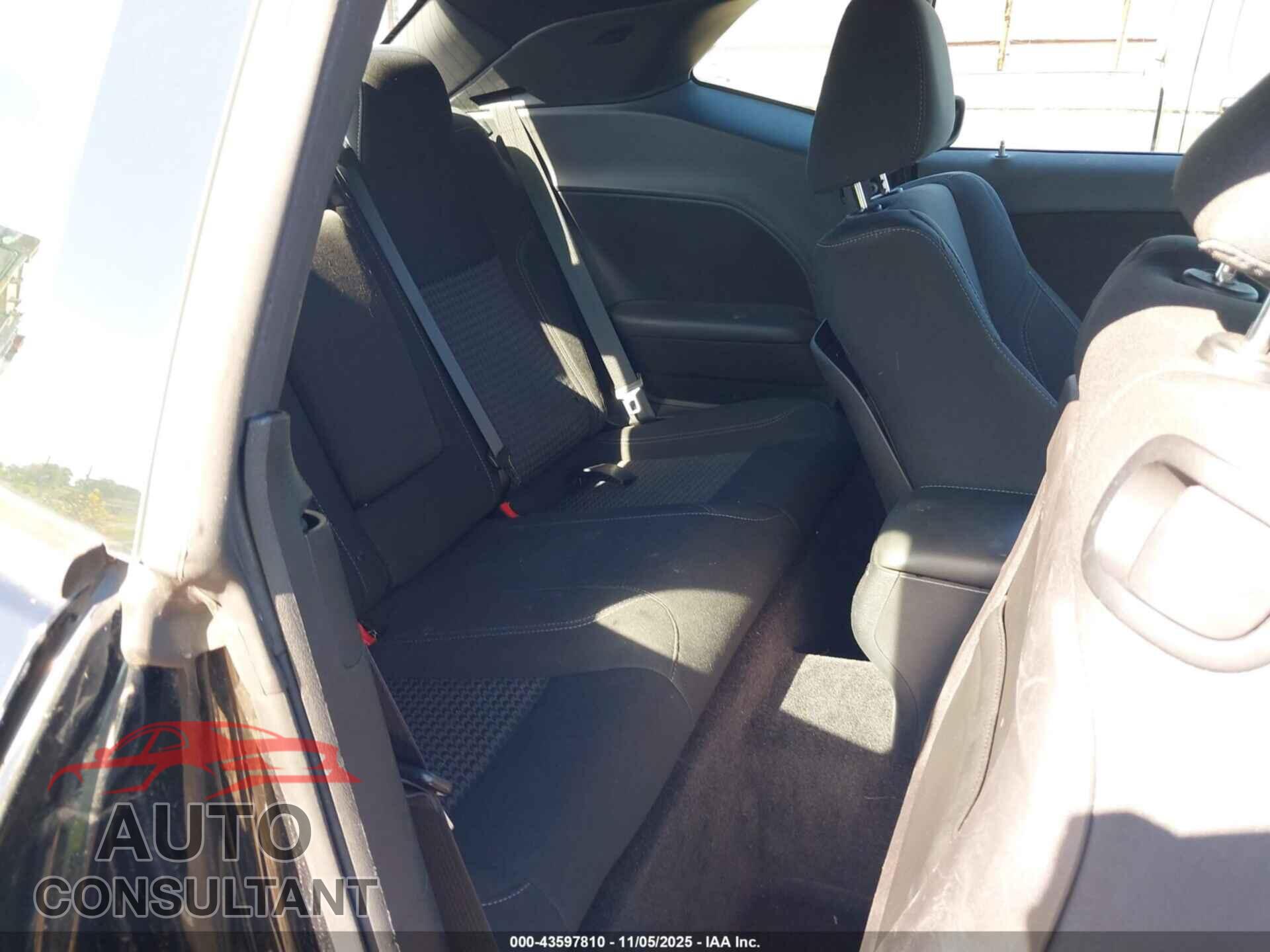 DODGE CHALLENGER 2016 - 2C3CDZAG8GH236584