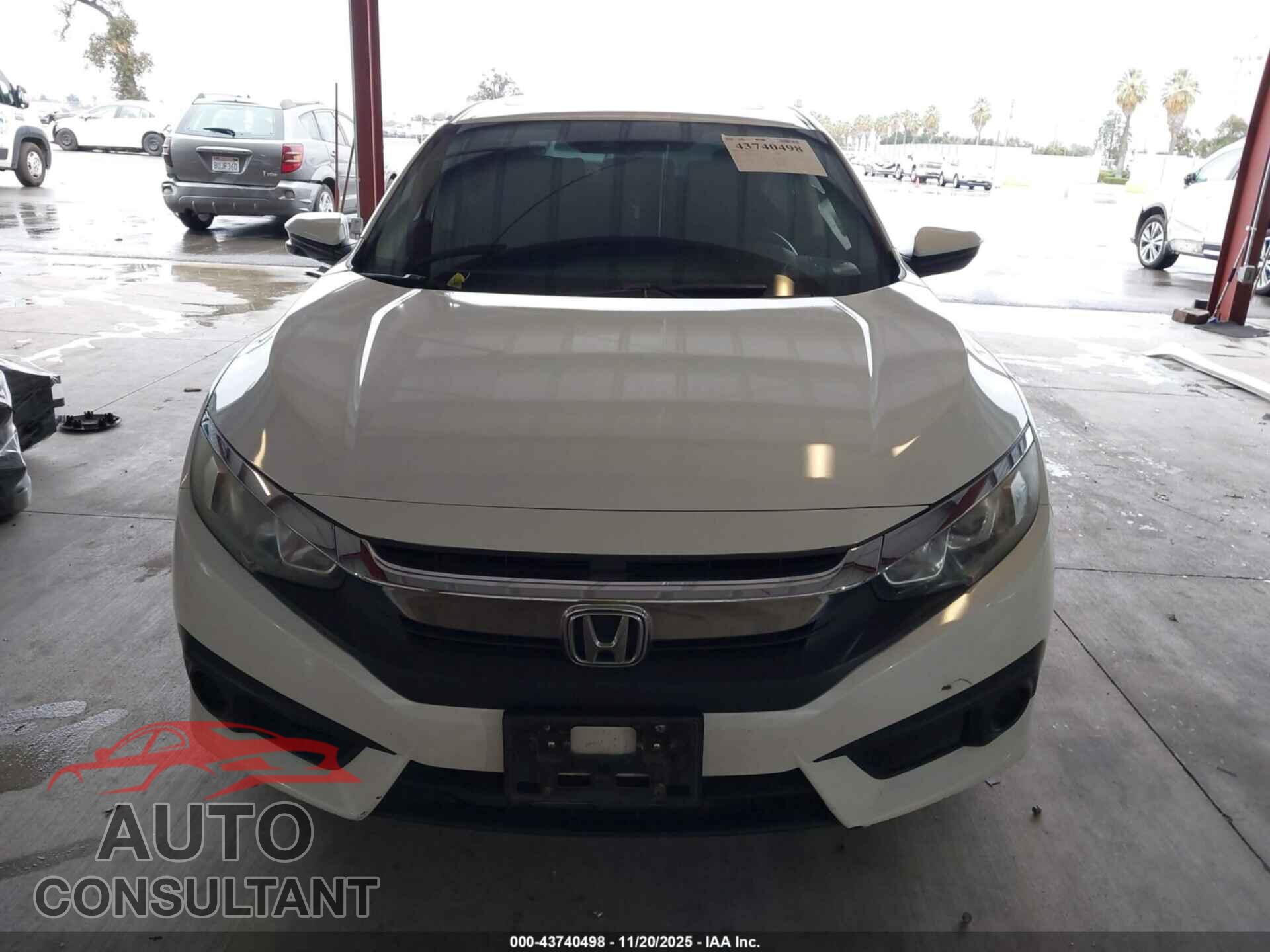 HONDA CIVIC 2018 - 2HGFC2F89JH546353