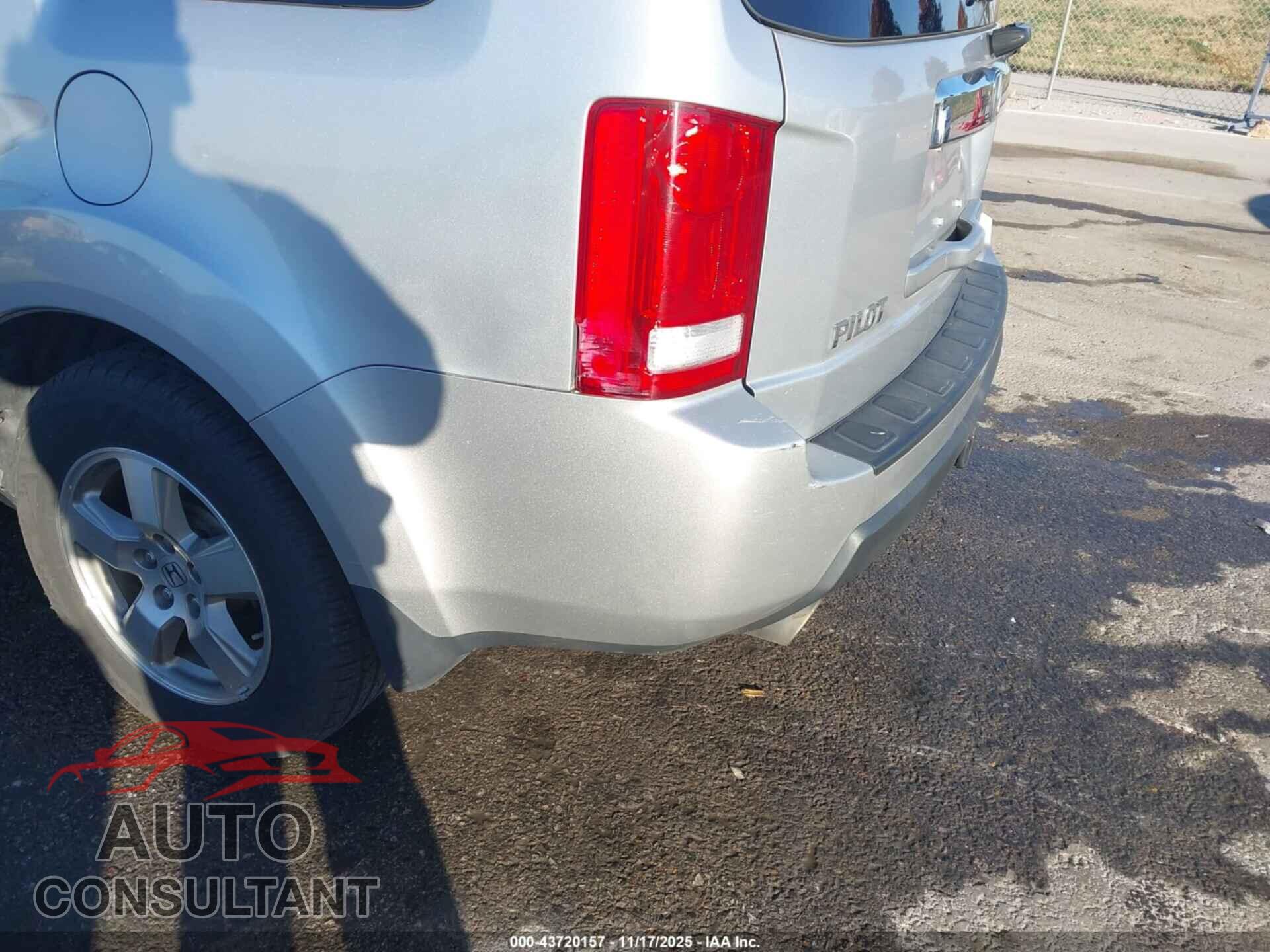 HONDA PILOT 2011 - 5FNYF4H59BB010264