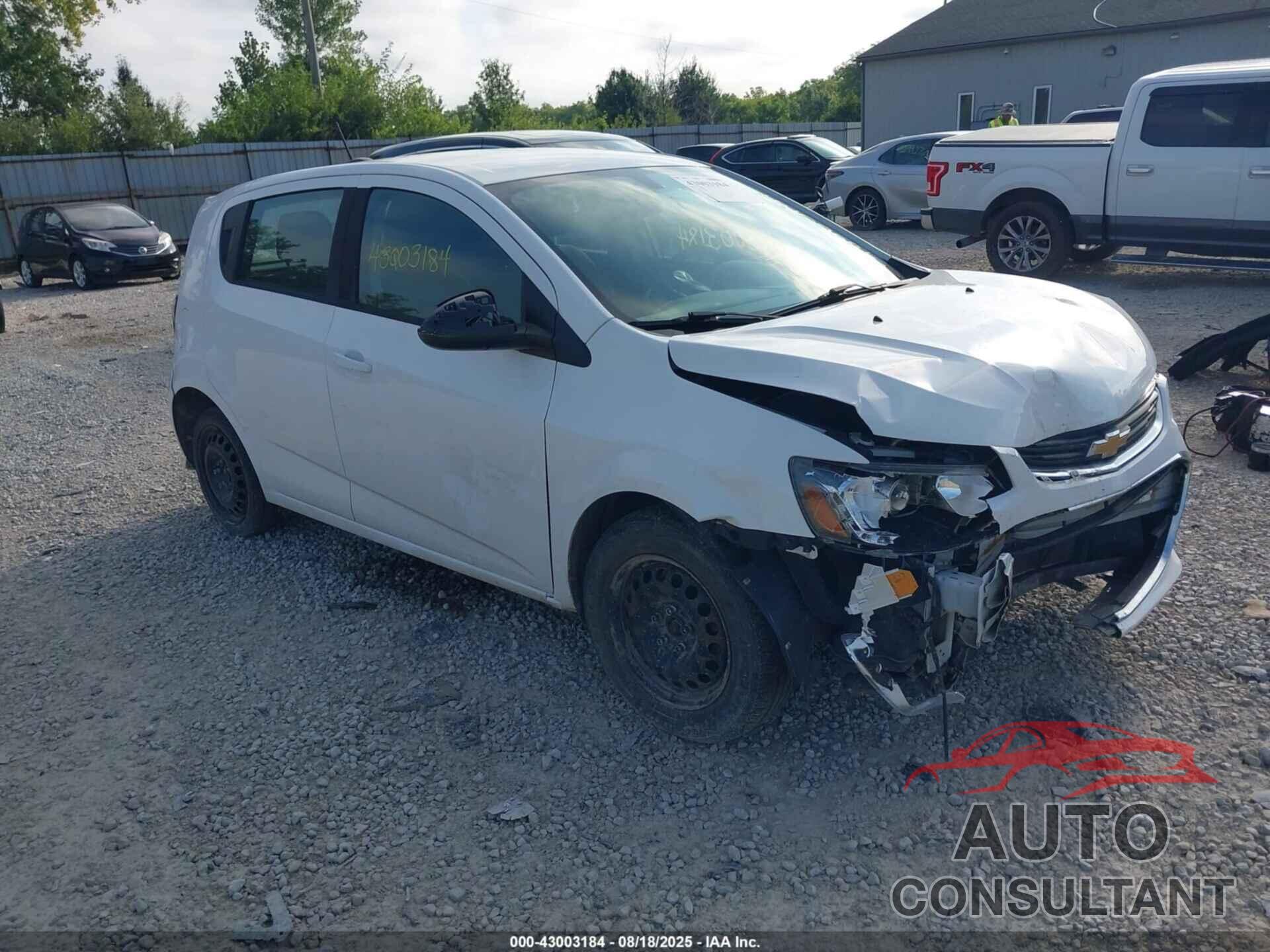 CHEVROLET SONIC 2017 - 1G1JG6SH9H4170957