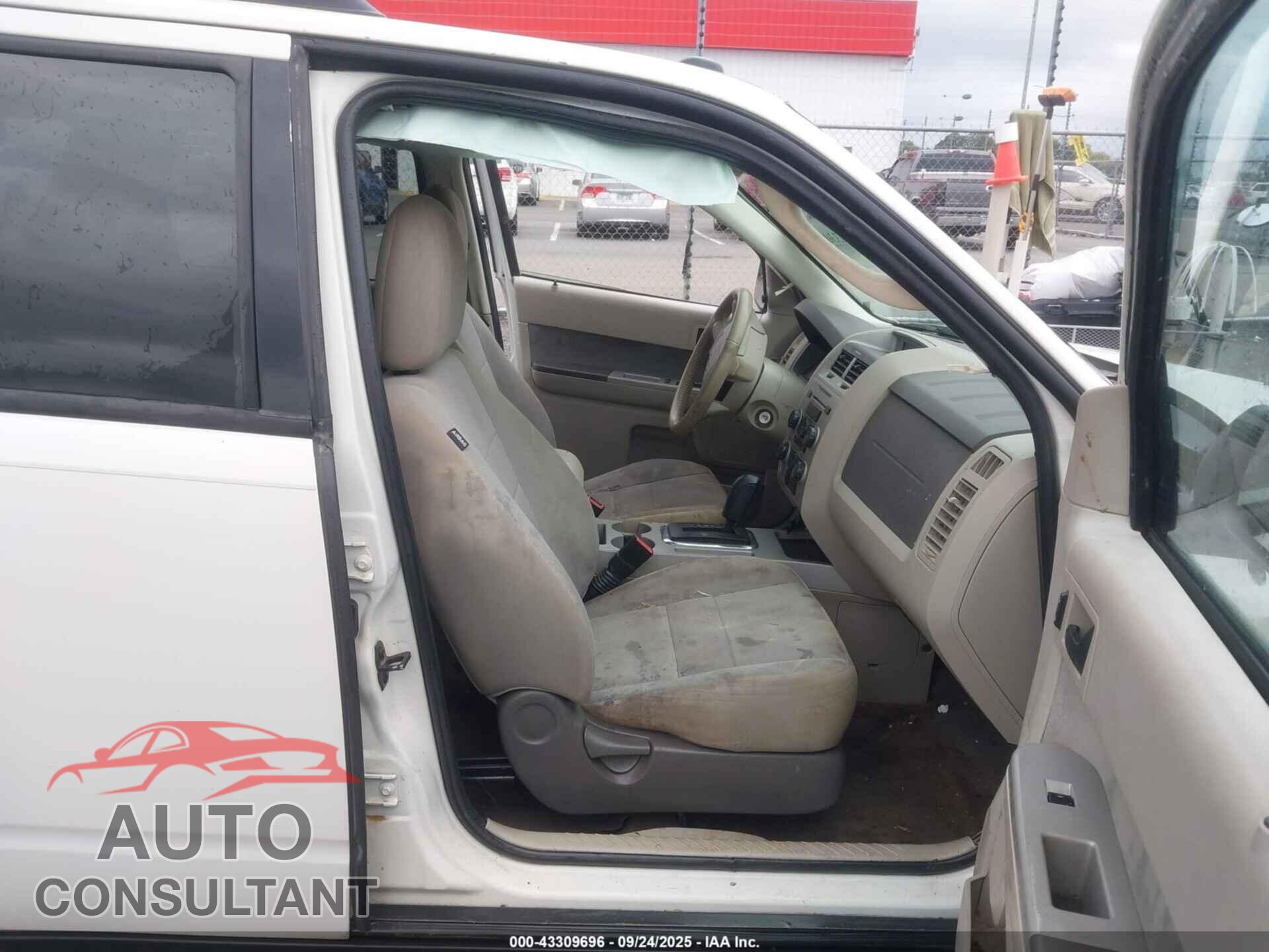 FORD ESCAPE 2011 - 1FMCU0D73BKA04314