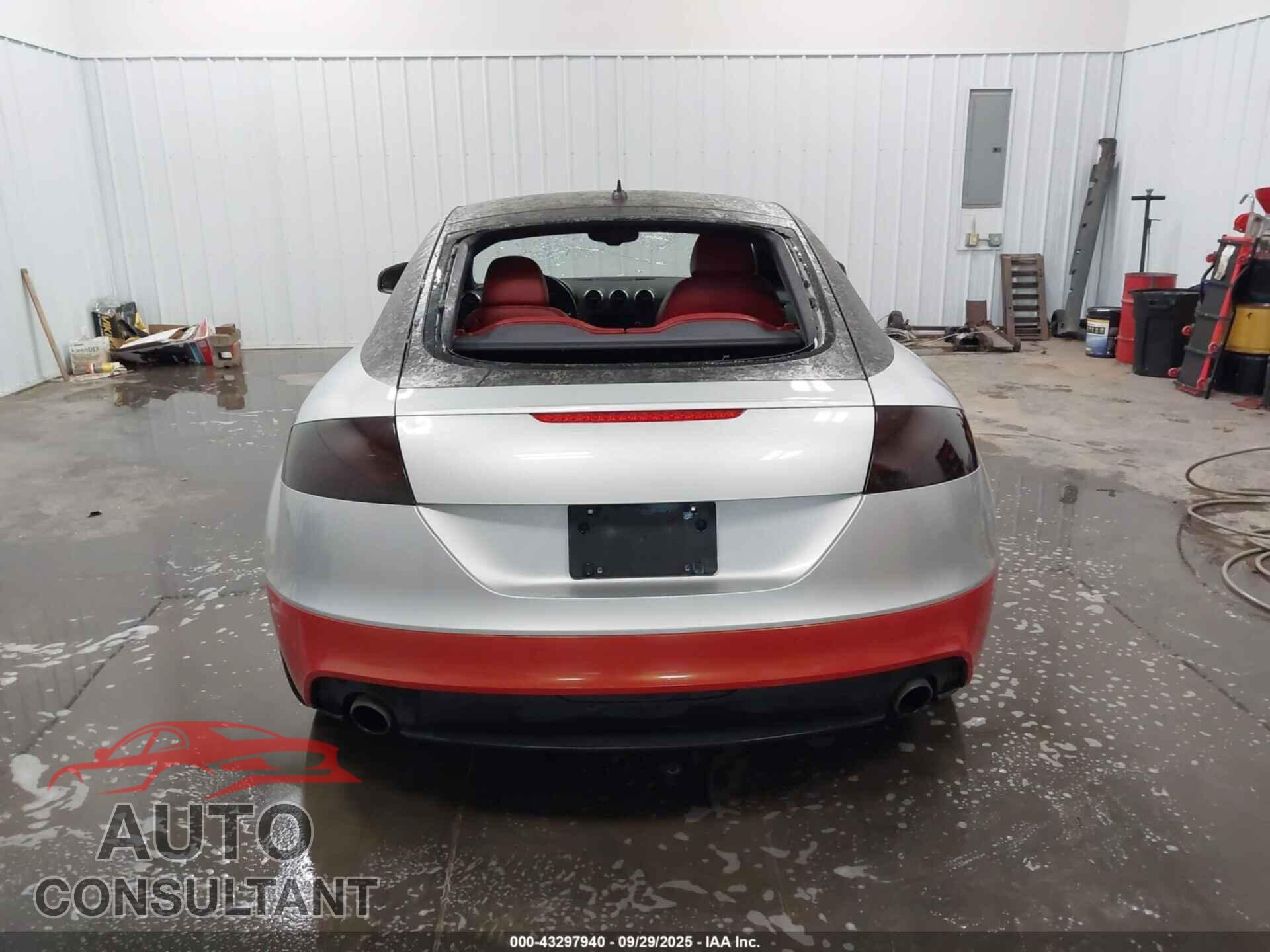 AUDI TT 2011 - TRUKFAFK0B1023514