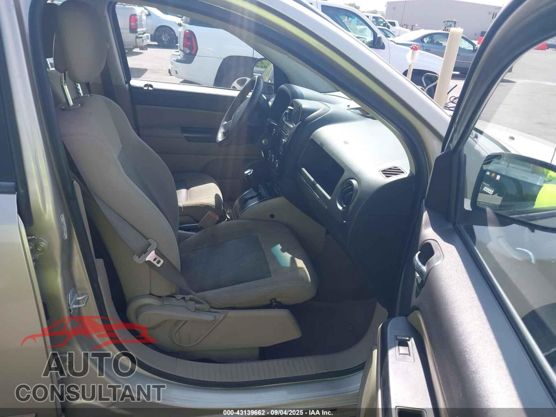 JEEP COMPASS 2010 - 1J4NT4FB6AD589640