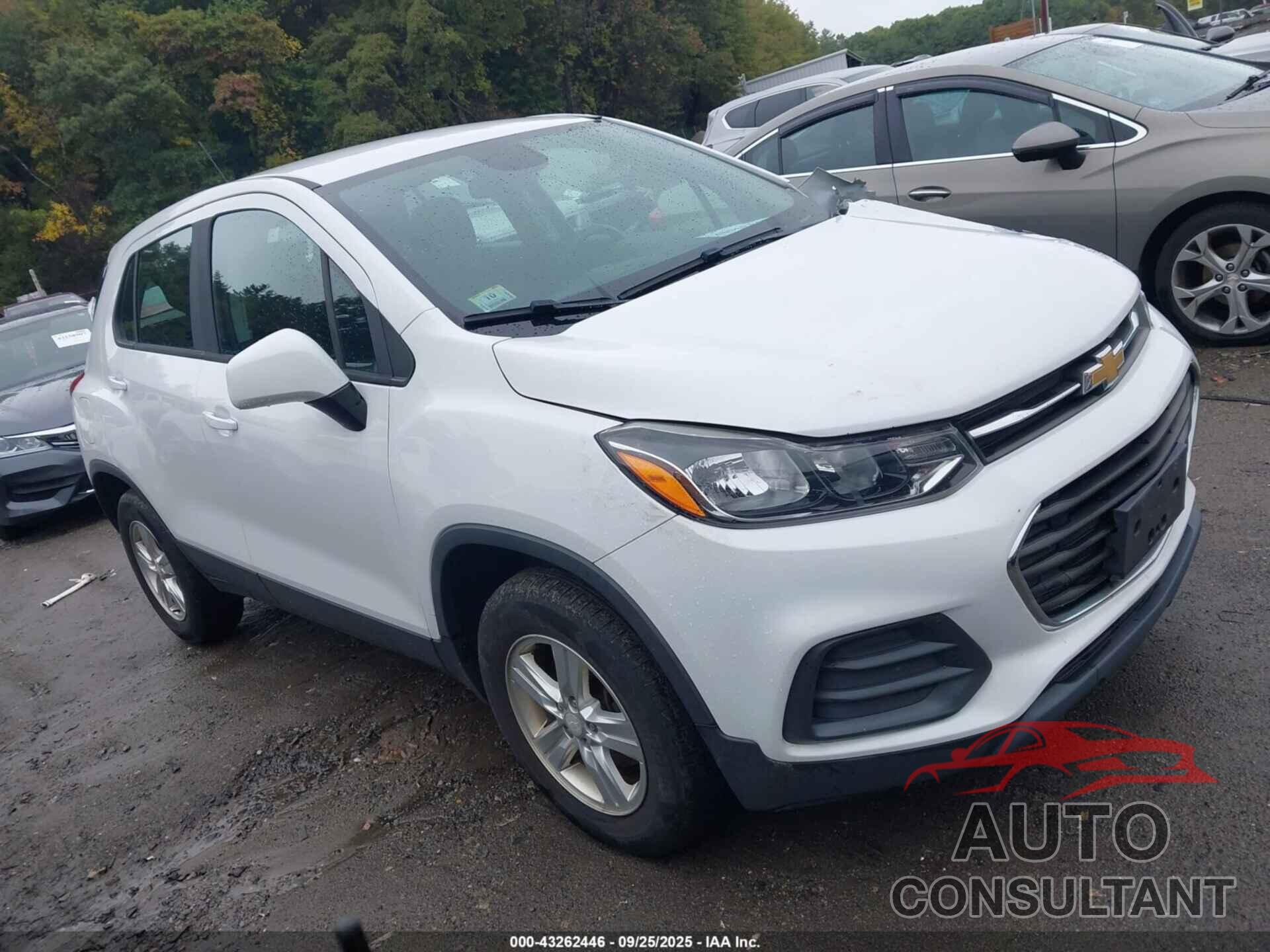 CHEVROLET TRAX 2017 - 3GNCJNSB8HL221521