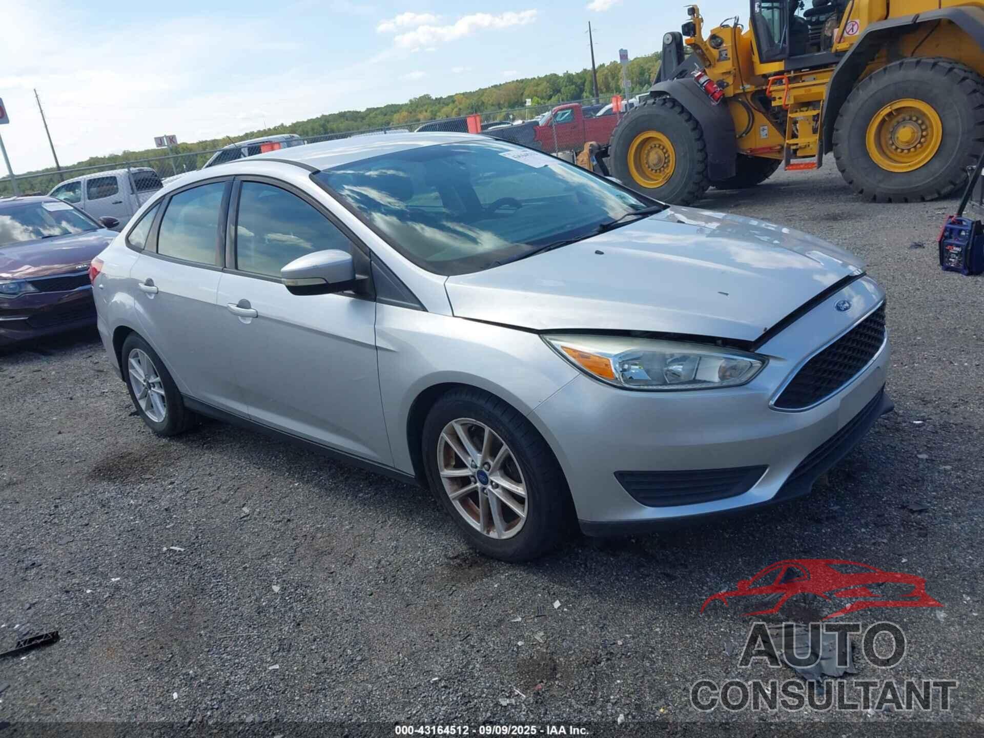 FORD FOCUS 2015 - 1FADP3F26FL325448