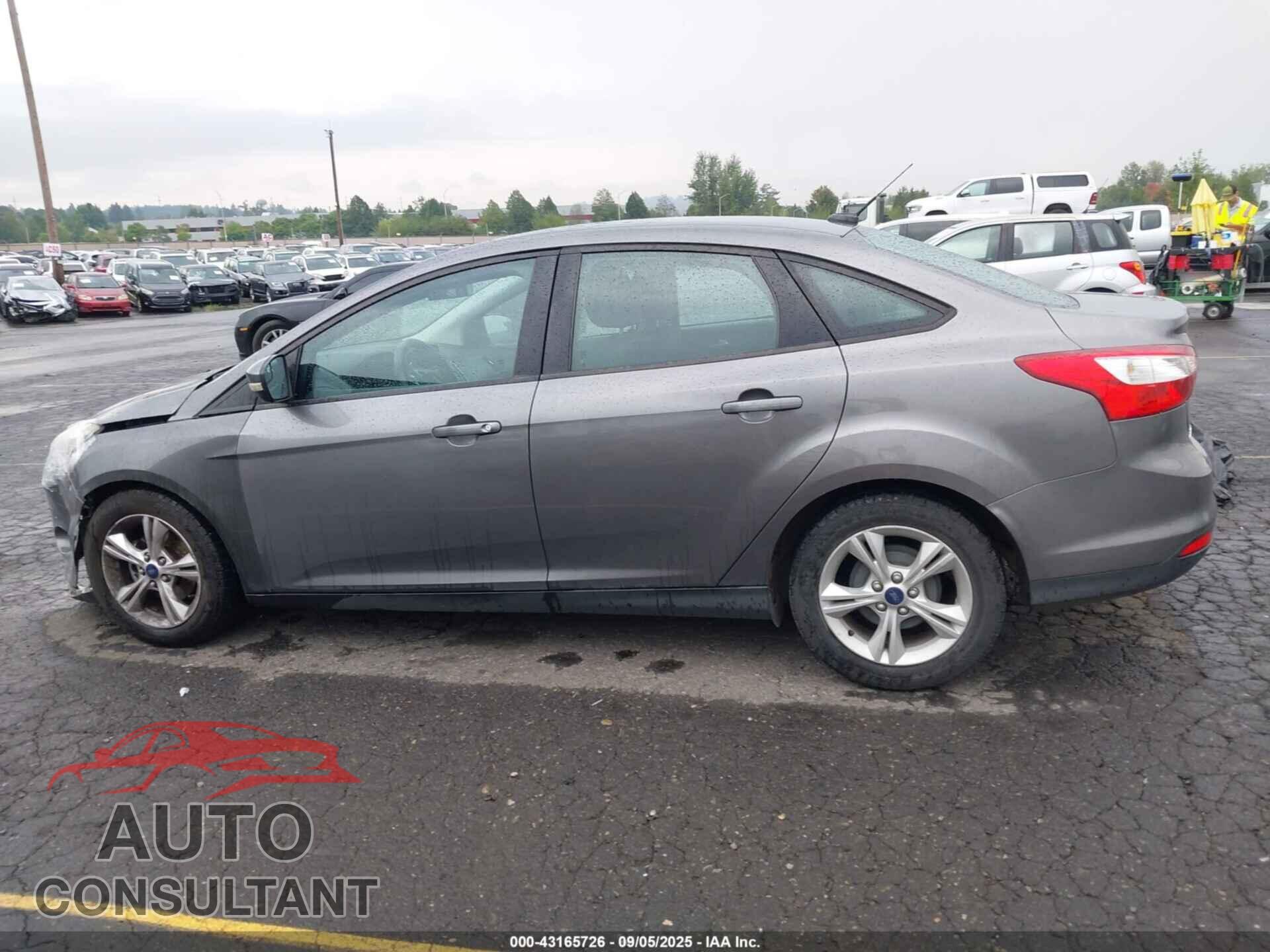 FORD FOCUS 2014 - 1FADP3F23EL324739
