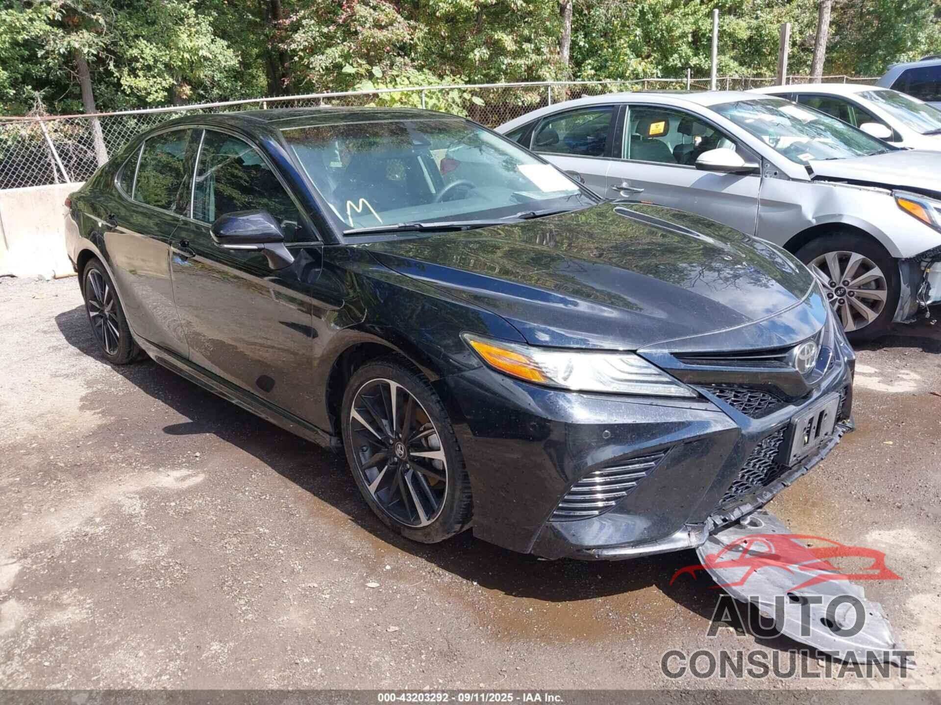 TOYOTA CAMRY 2018 - 4T1B61HKXJU099807