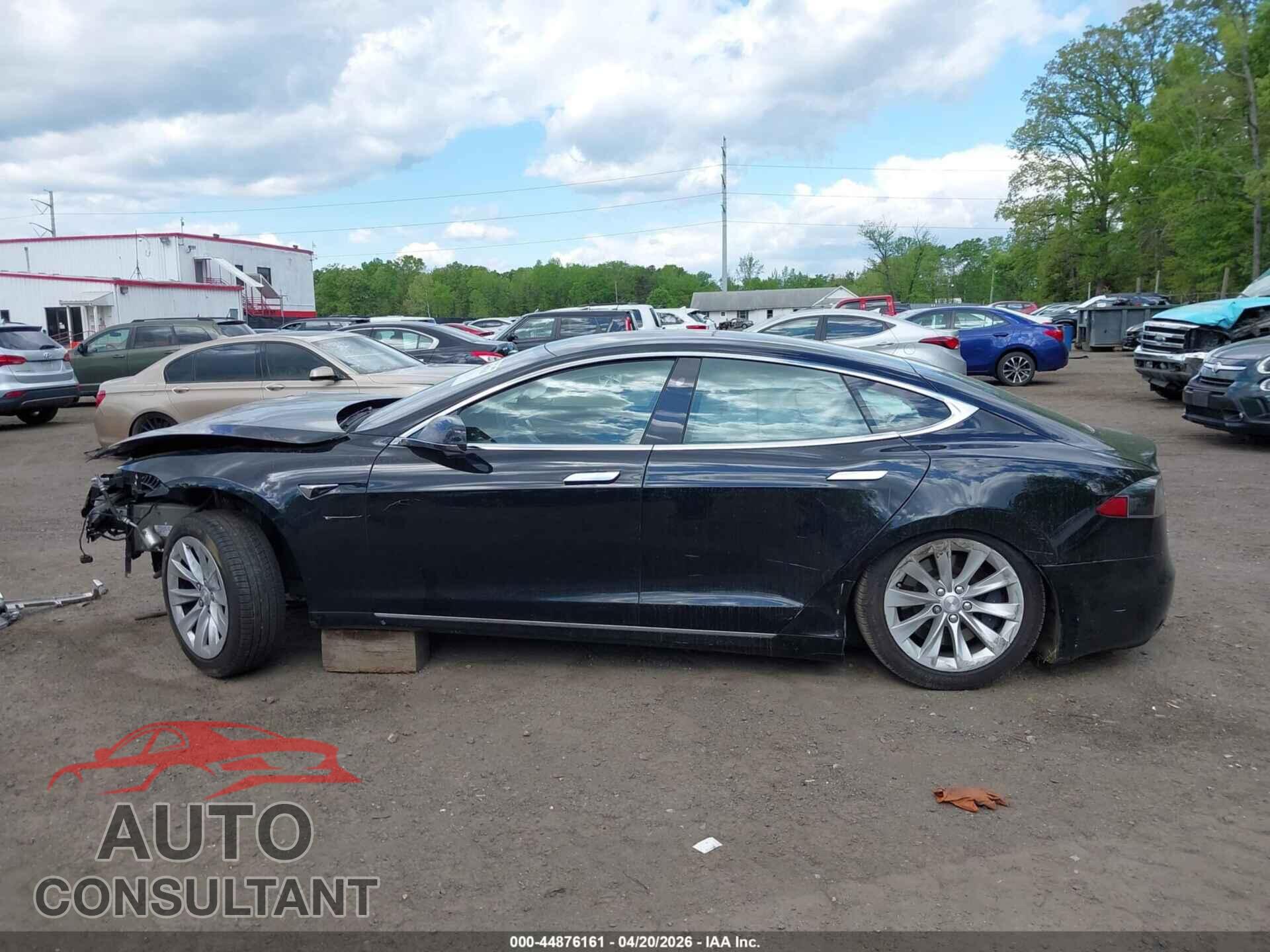TESLA MODEL S 2018 - 5YJSA1E23JF295149