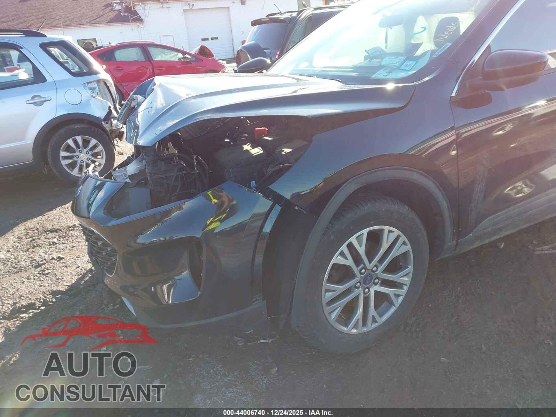 FORD ESCAPE 2020 - 1FMCU9H94LUA07874