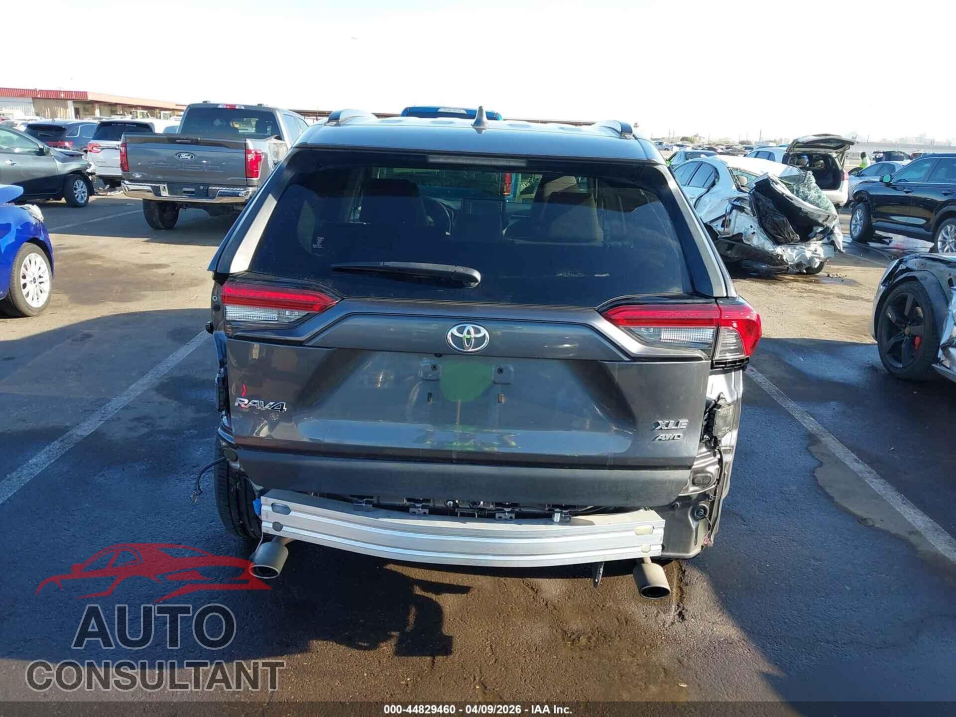 TOYOTA RAV4 2019 - JTMP1RFV3KD031208