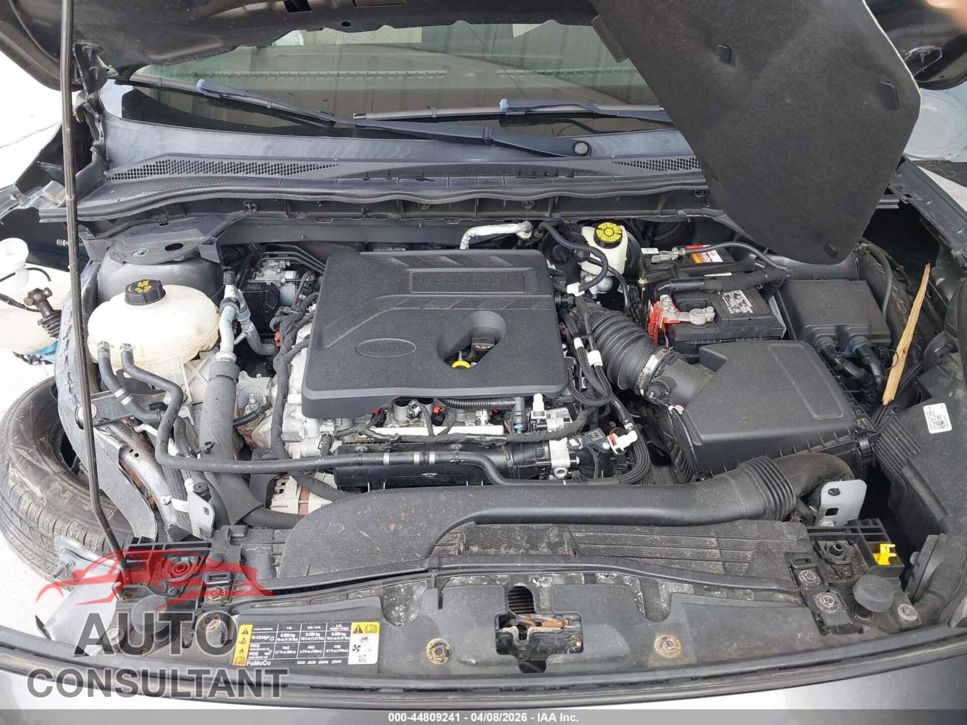 FORD ESCAPE 2020 - 1FMCU0G68LUA24373