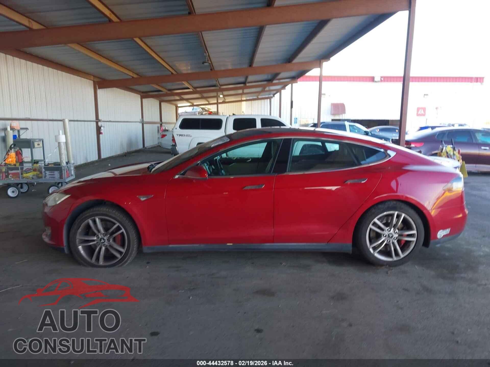 TESLA MODEL S 2016 - 5YJSA1E42GF129389