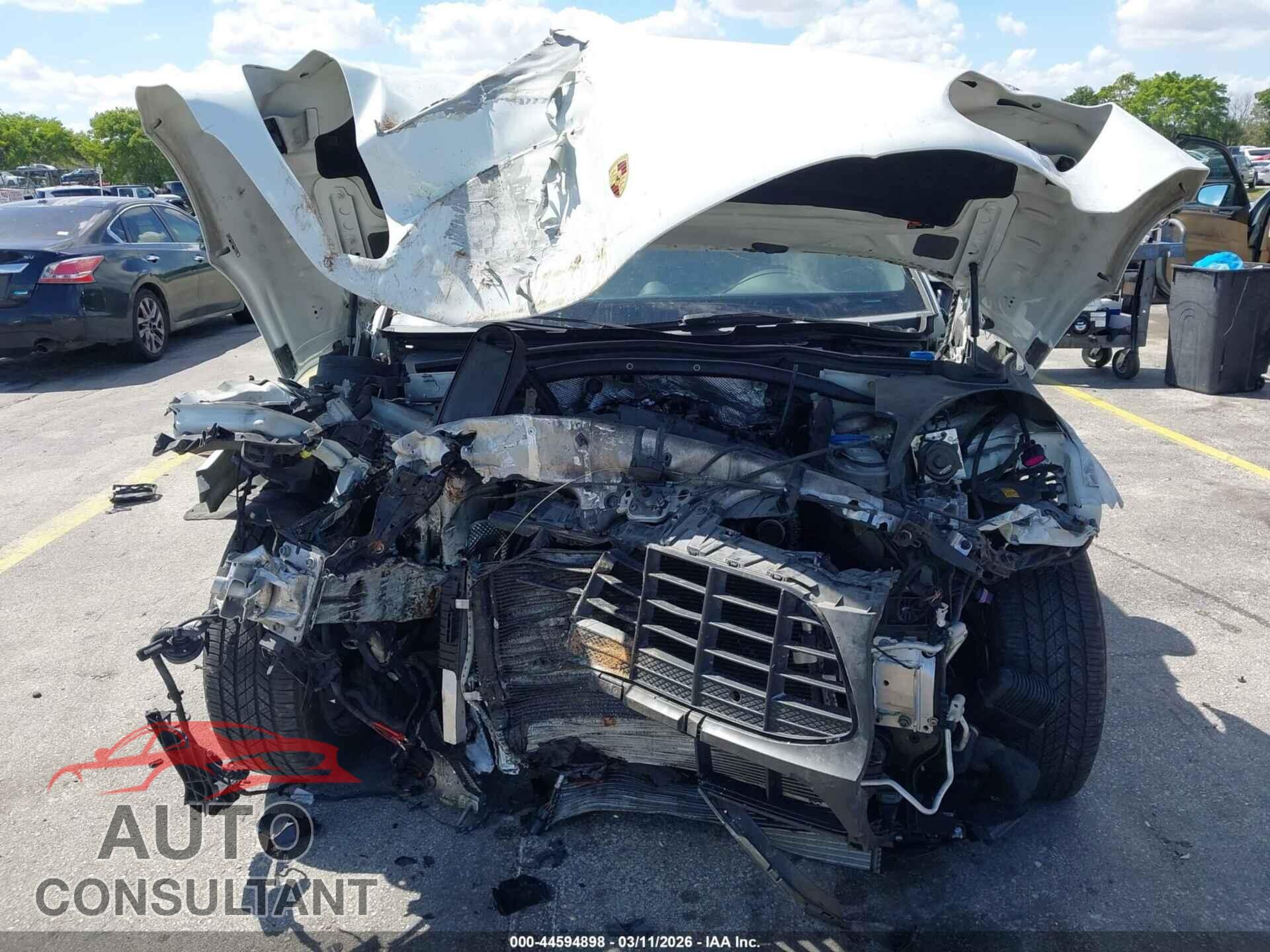 PORSCHE MACAN 2017 - WP1AA2A59HLB80417