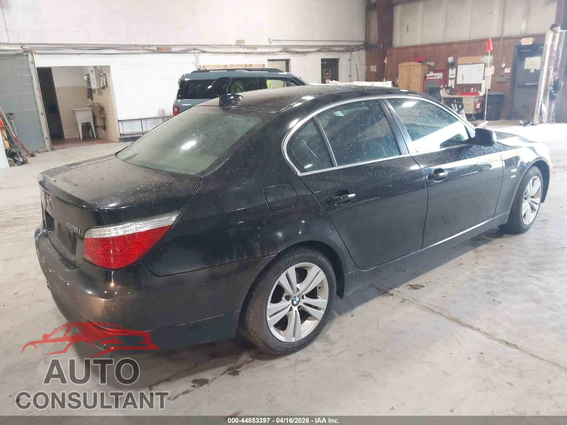 BMW 528I 2009 - WBANV13559C155270