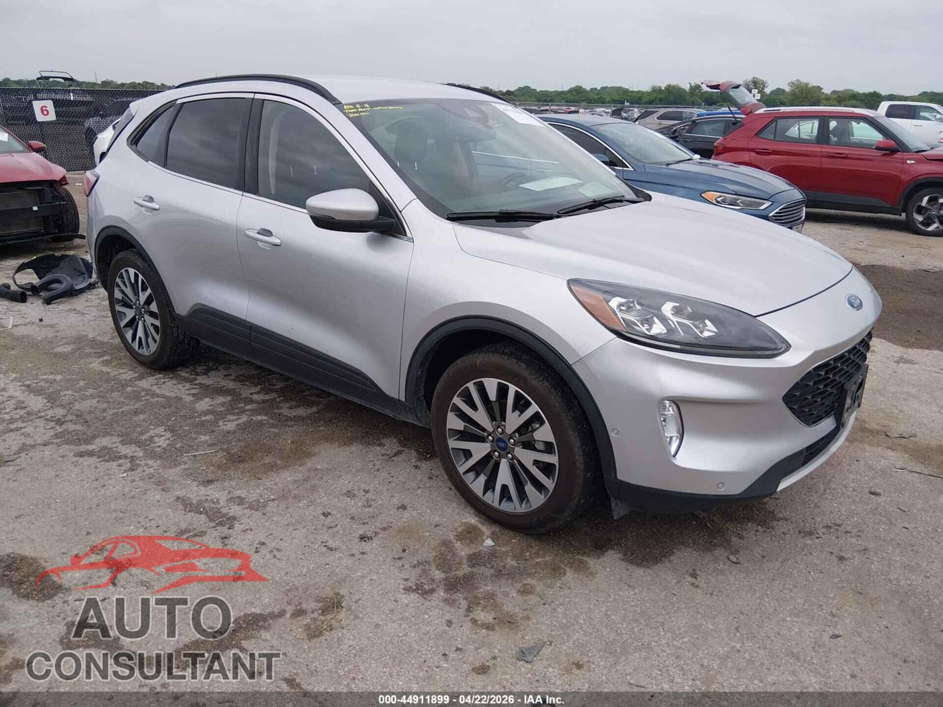 FORD ESCAPE 2020 - 1FMCU9J93LUA81202