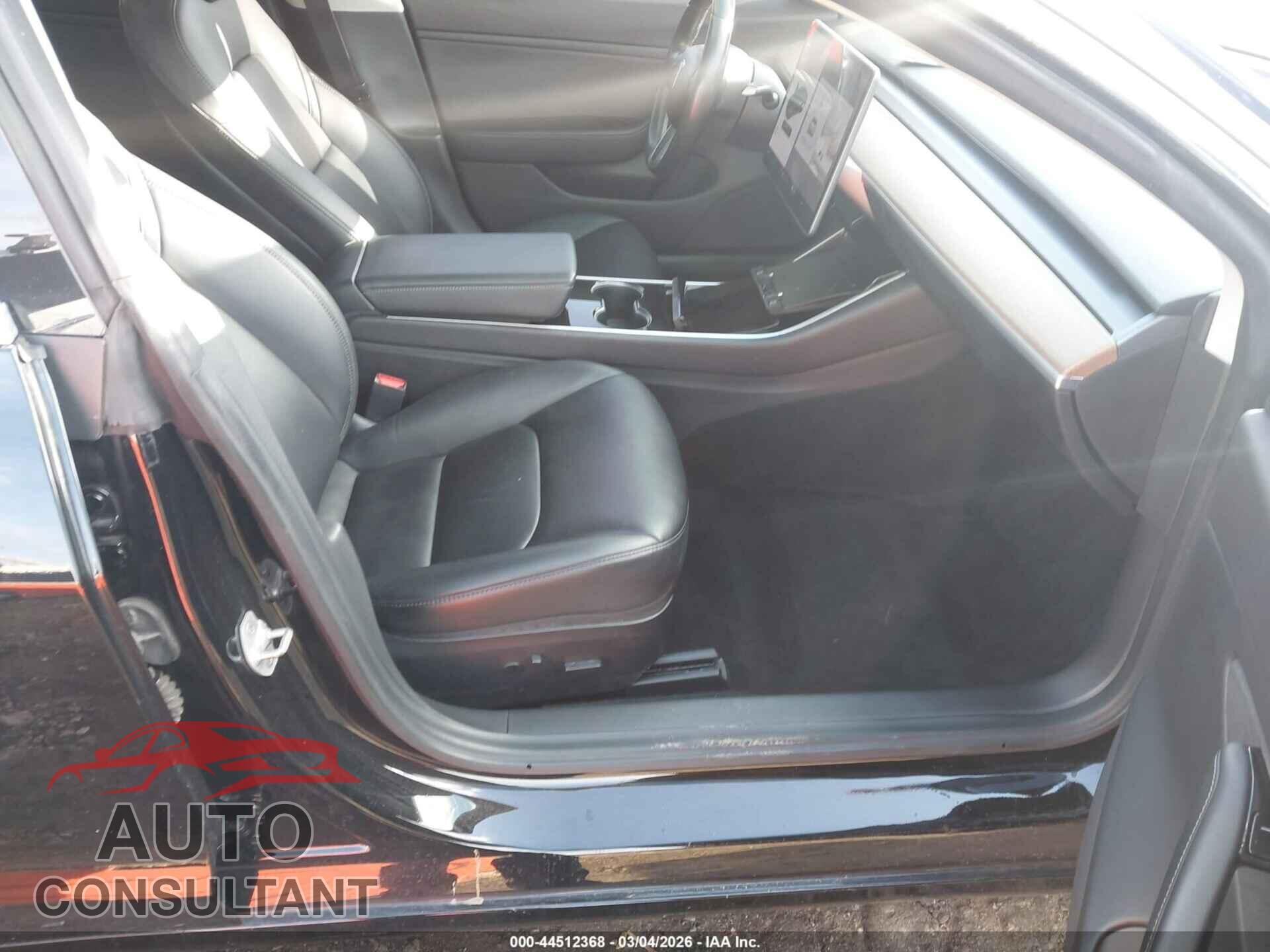 TESLA MODEL 3 2019 - 5YJ3E1EA3KF324506