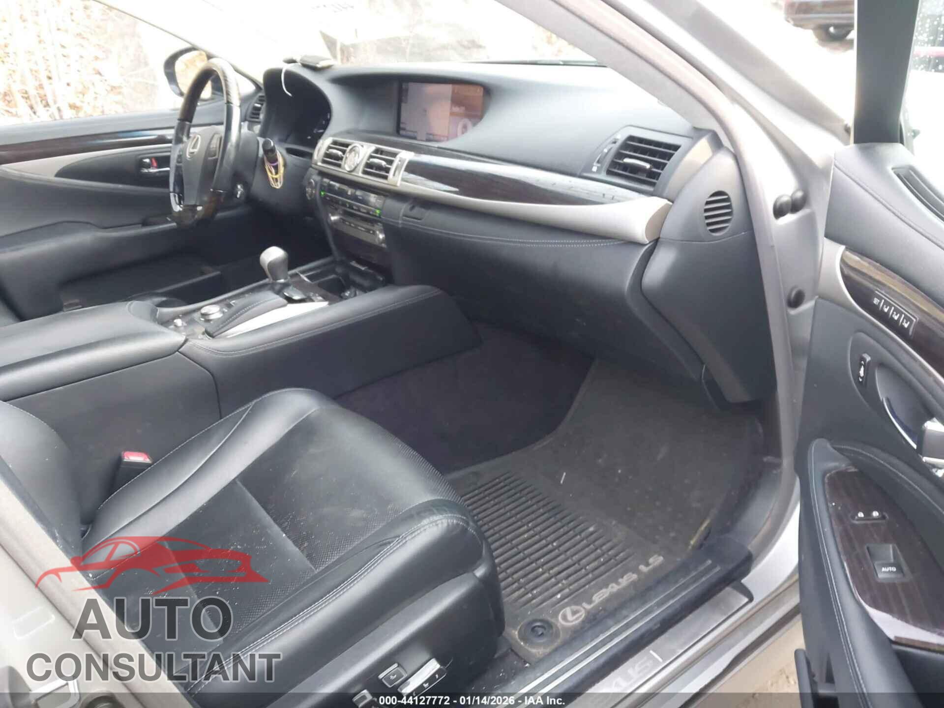 LEXUS LS 460 2014 - JTHCL5EF4E5020713