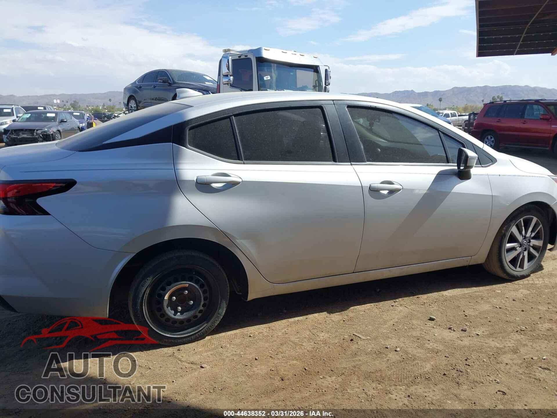 NISSAN VERSA 2020 - 3N1CN8EV4LL821663