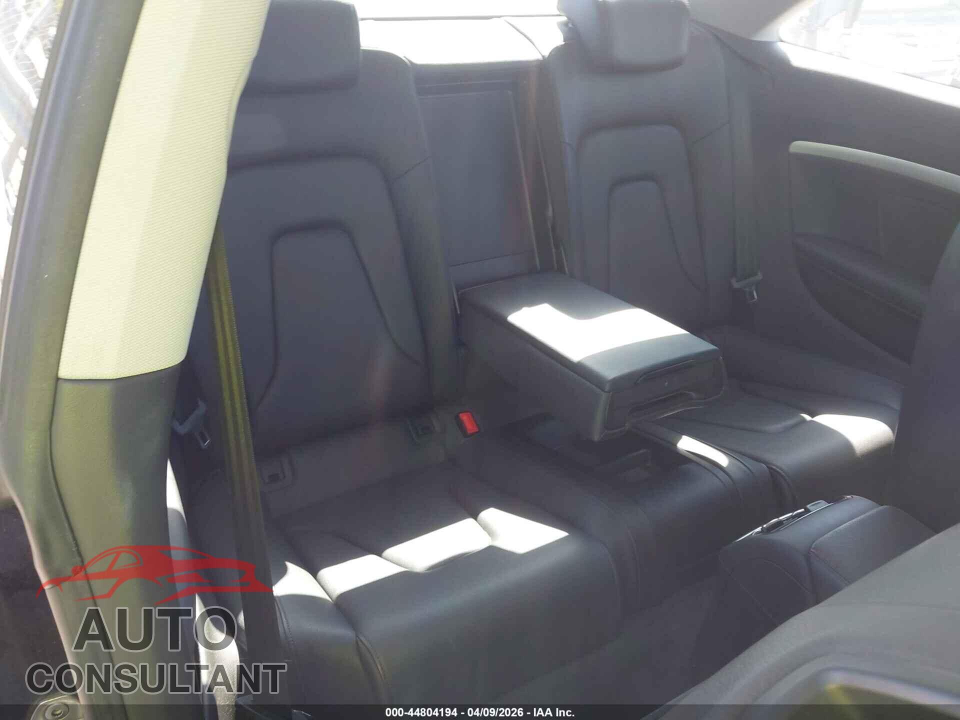 AUDI A5 2014 - WAUCFAFR5EA015180