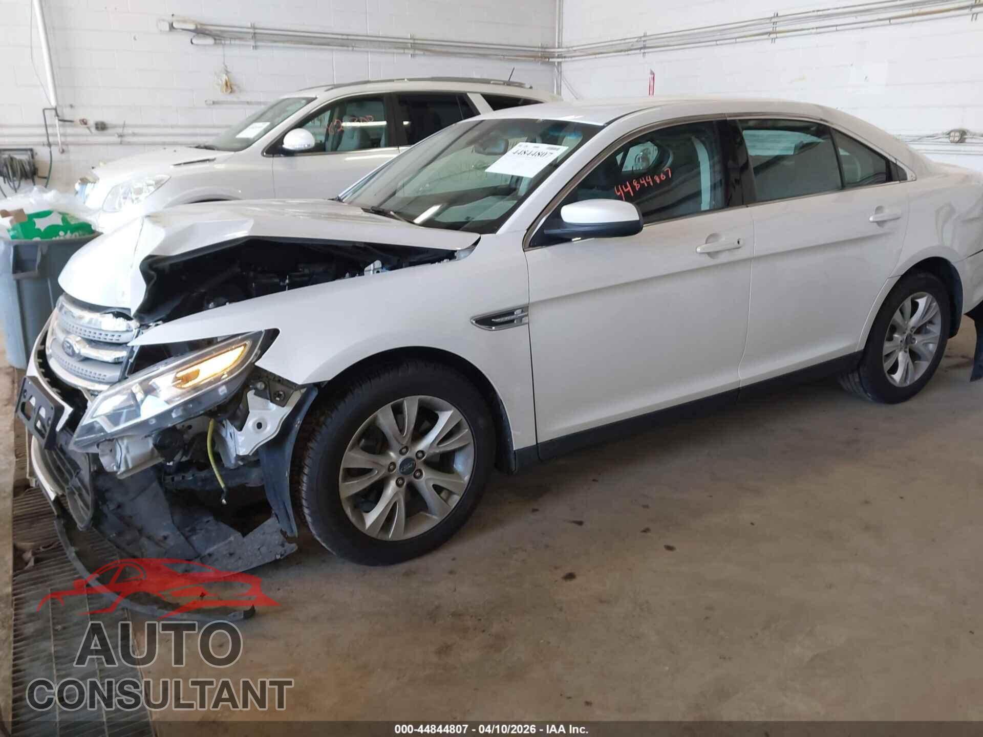 FORD TAURUS 2011 - 1FAHP2EW7BG125875
