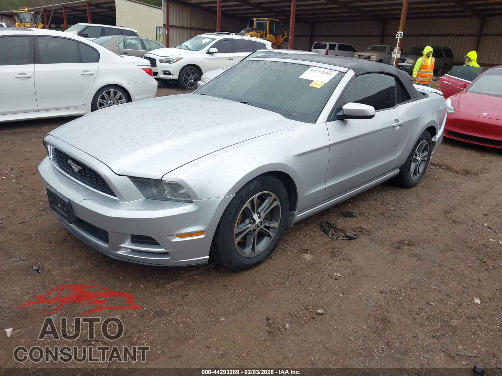 FORD MUSTANG 2013 - 1ZVBP8EM5D5264836