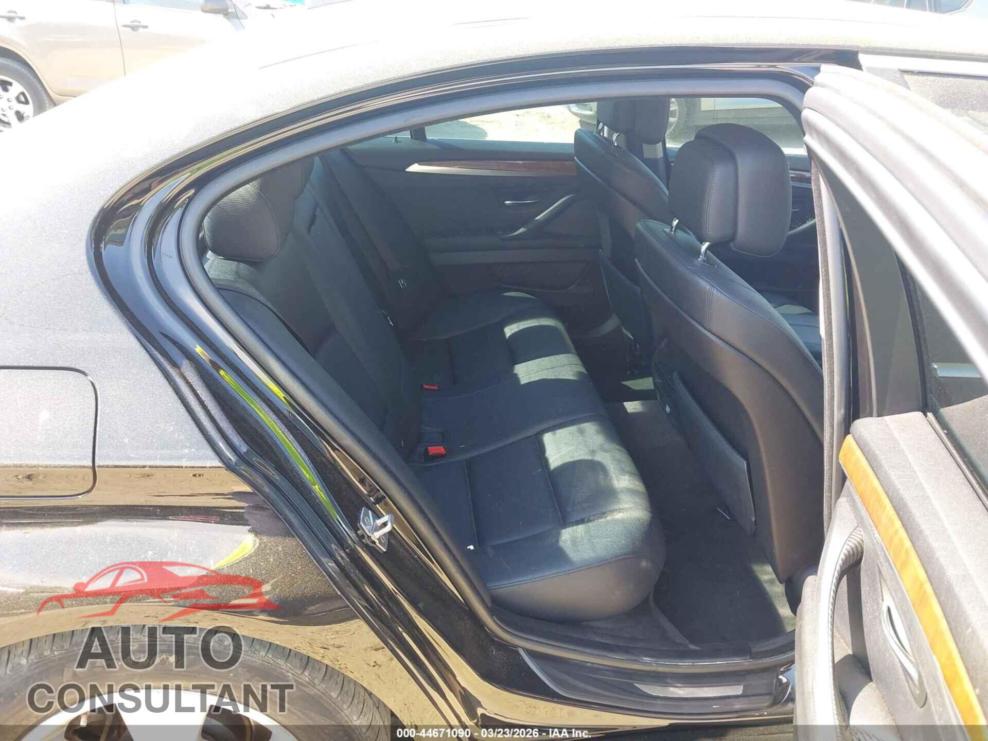 BMW 528I 2012 - WBAXG5C59CDX05582