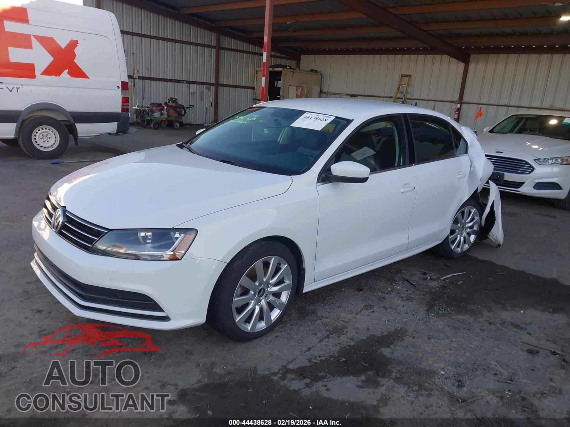VOLKSWAGEN JETTA 2017 - 3VW2B7AJ9HM334200