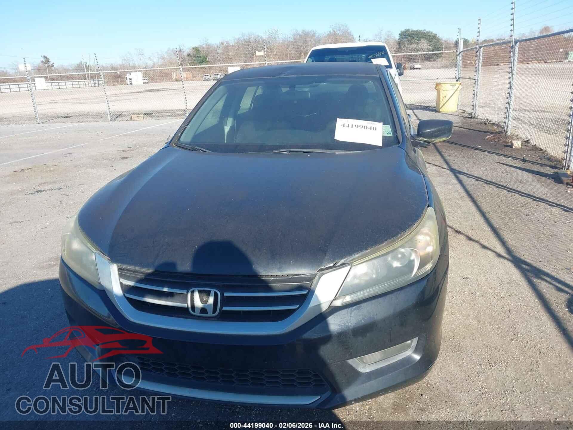 HONDA ACCORD 2015 - 1HGCR2F5XFA242560